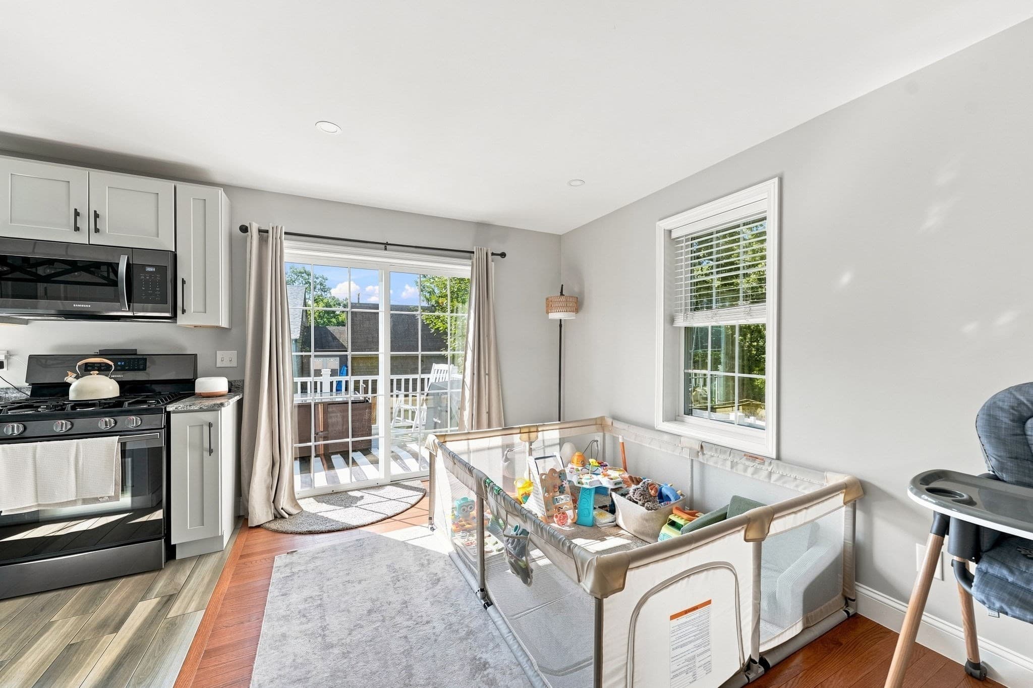 Single Family Residence at 60 Avery St, New Bedford MA 02745, New Bedford, photo 15 of 36