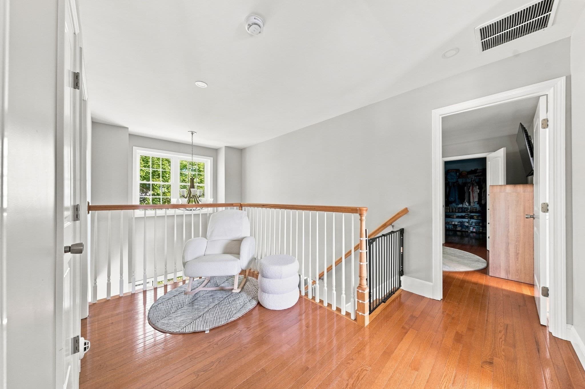 Single Family Residence at 60 Avery St, New Bedford MA 02745, New Bedford, photo 25 of 36