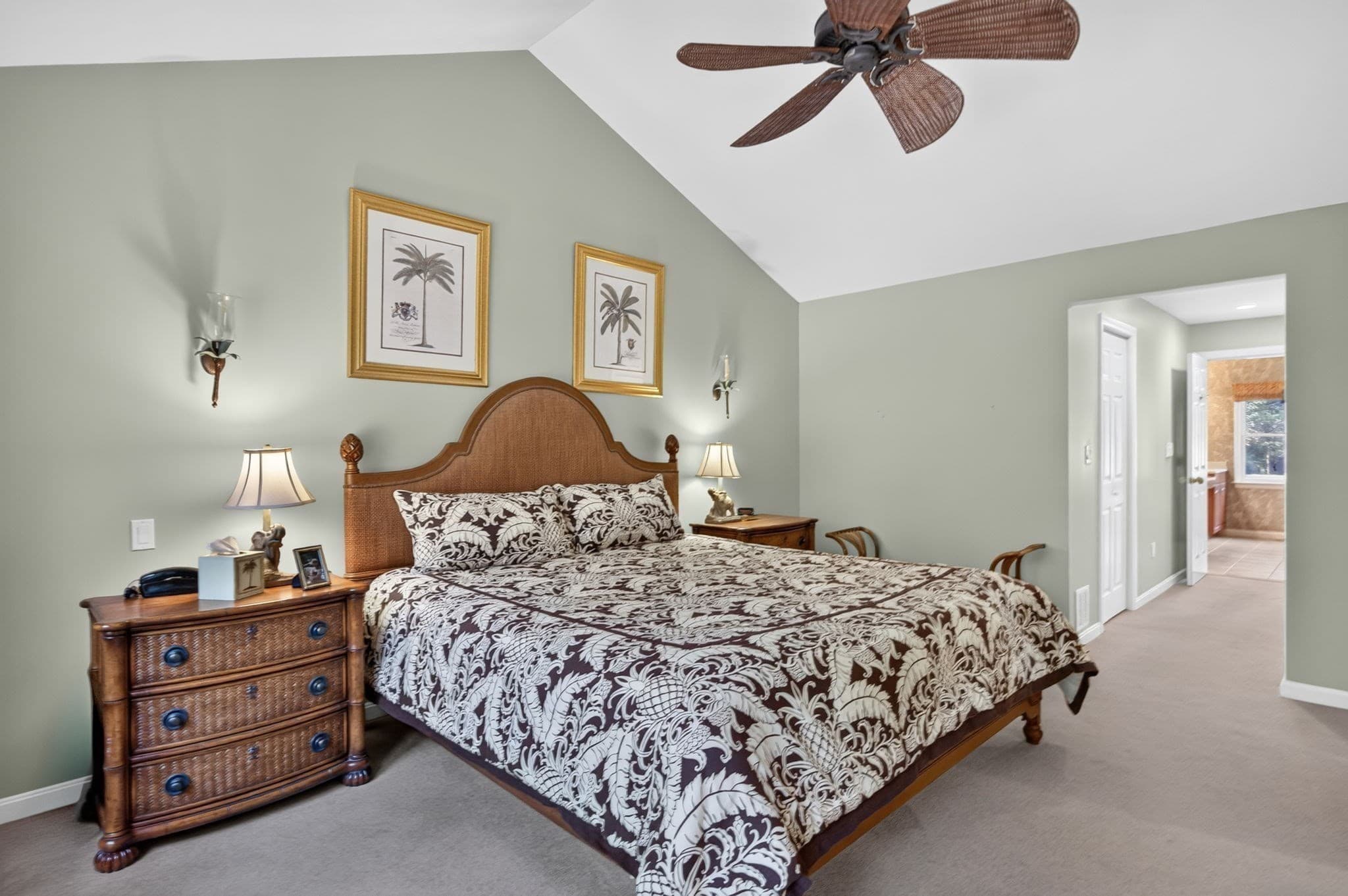 Single Family Residence at 10 Forest Edge, Plymouth MA 02360, Plymouth, photo 12 of 42