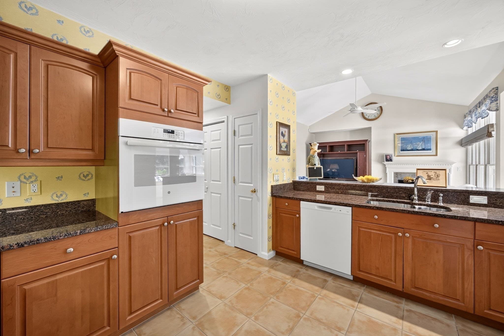 Single Family Residence at 10 Forest Edge, Plymouth MA 02360, Plymouth, photo 28 of 42