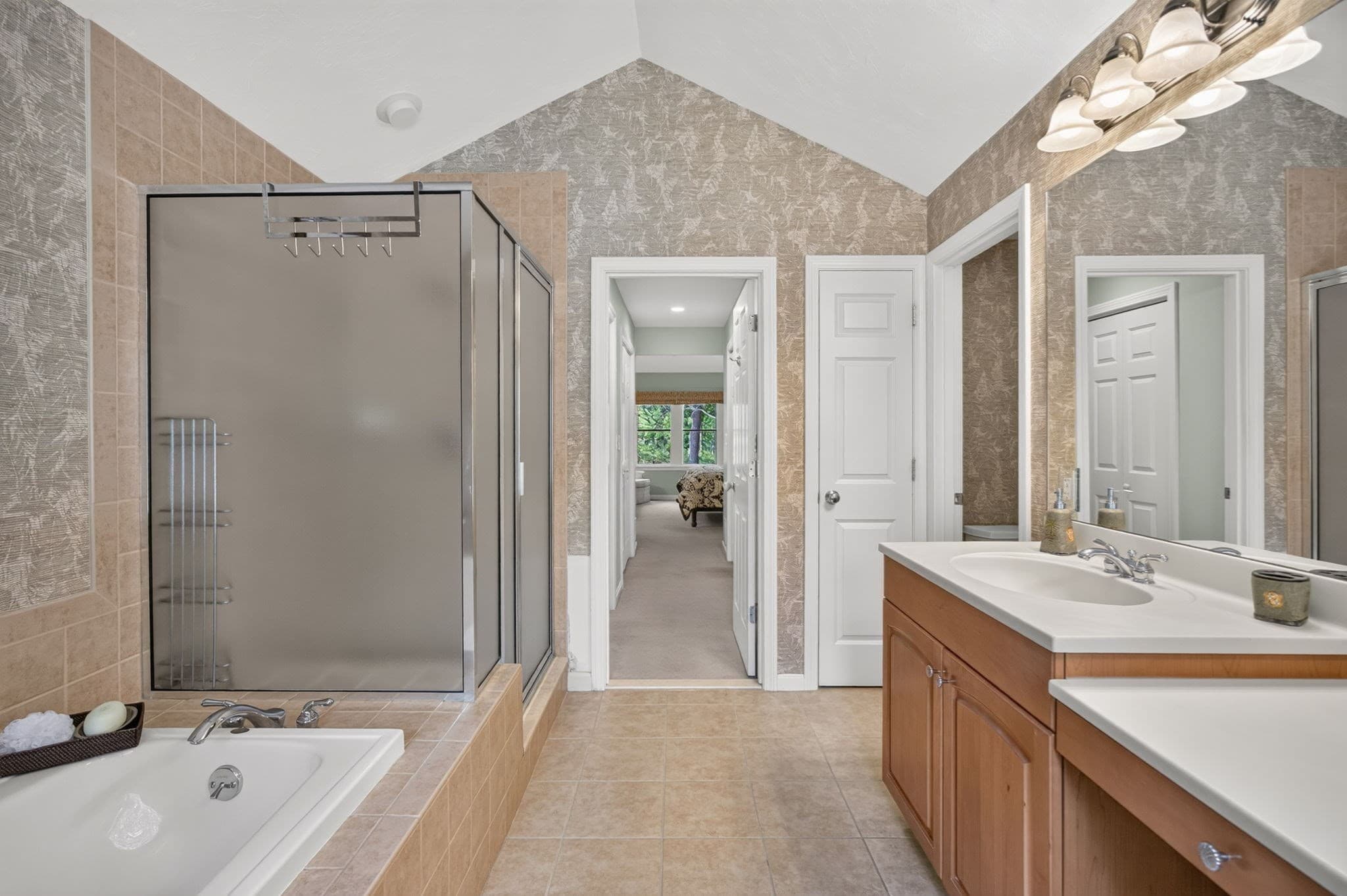 Single Family Residence at 10 Forest Edge, Plymouth MA 02360, Plymouth, photo 15 of 42