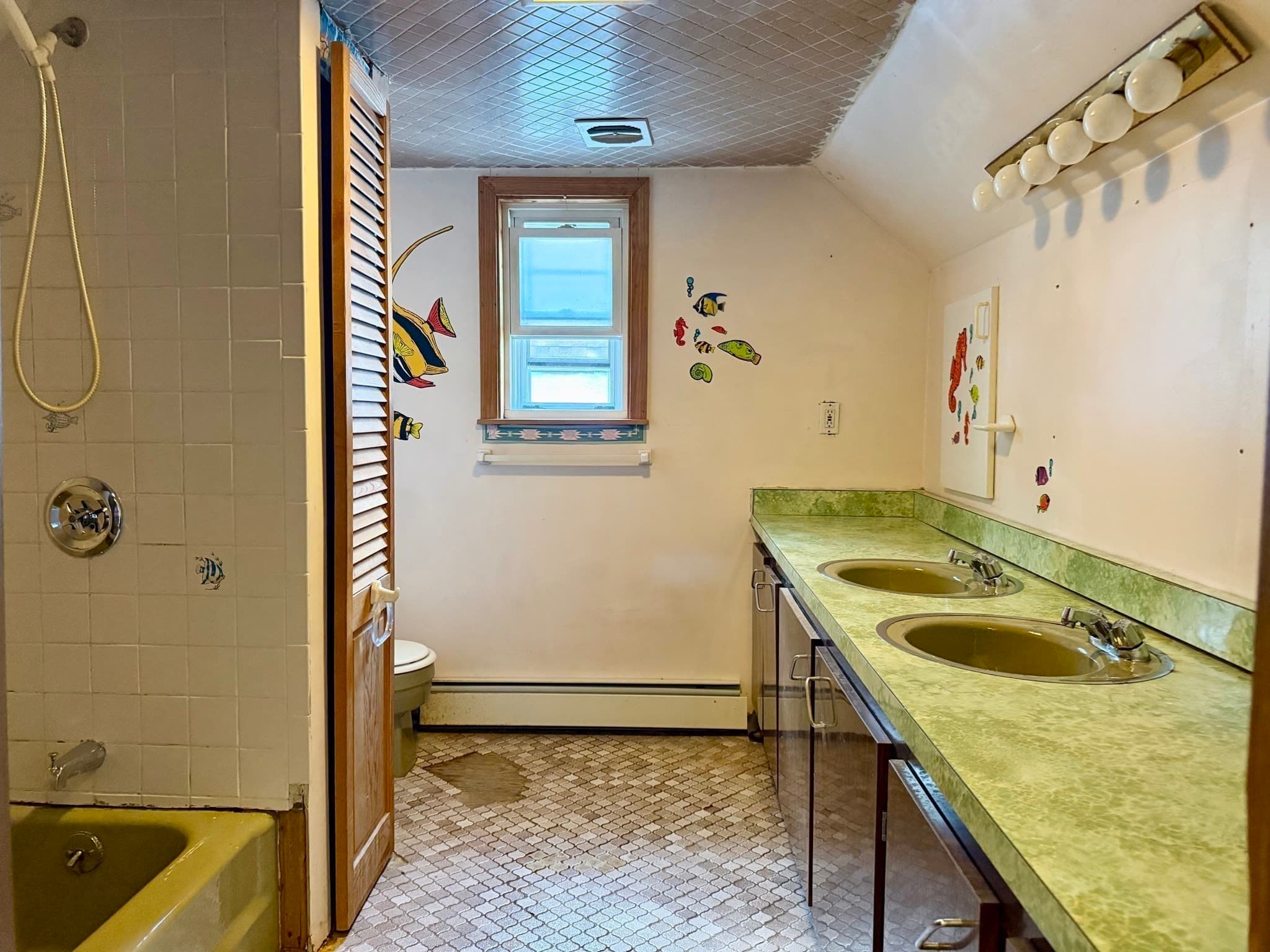 Single Family Residence at 83 Bellingham Ave, Revere MA 02151, Revere, photo 9 of 18