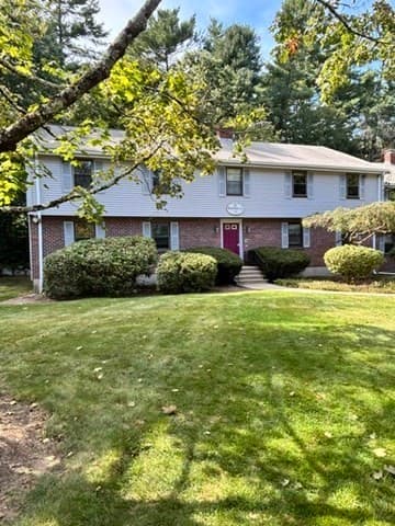 6 Meadowbrook Ln # 4, Easton MA 02375