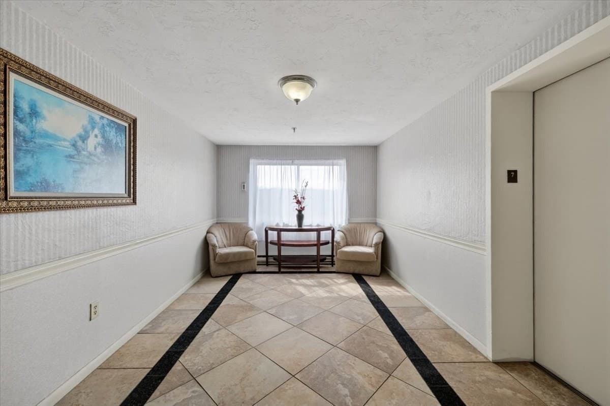 Condominium at 230 Willard # 701, Quincy MA 02169, photo 27 of 34