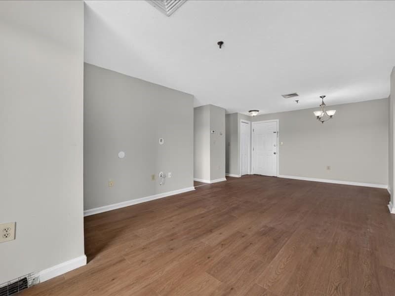 Condominium at 230 Willard # 701, Quincy MA 02169, photo 13 of 34