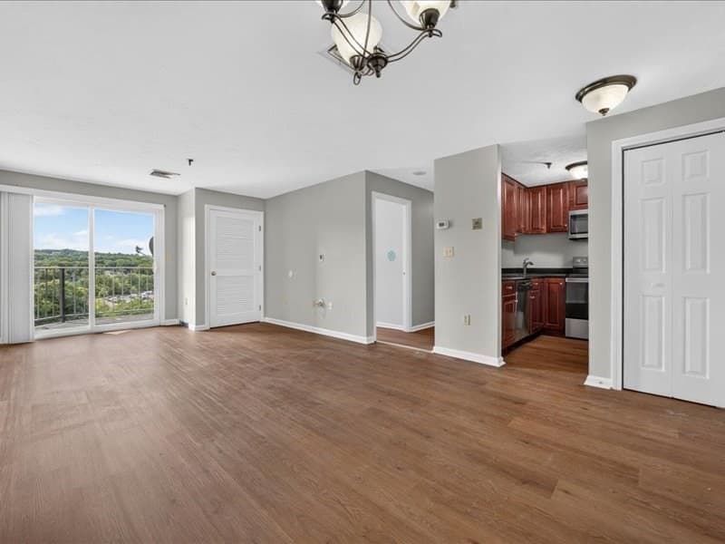 Condominium at 230 Willard # 701, Quincy MA 02169, photo 9 of 34