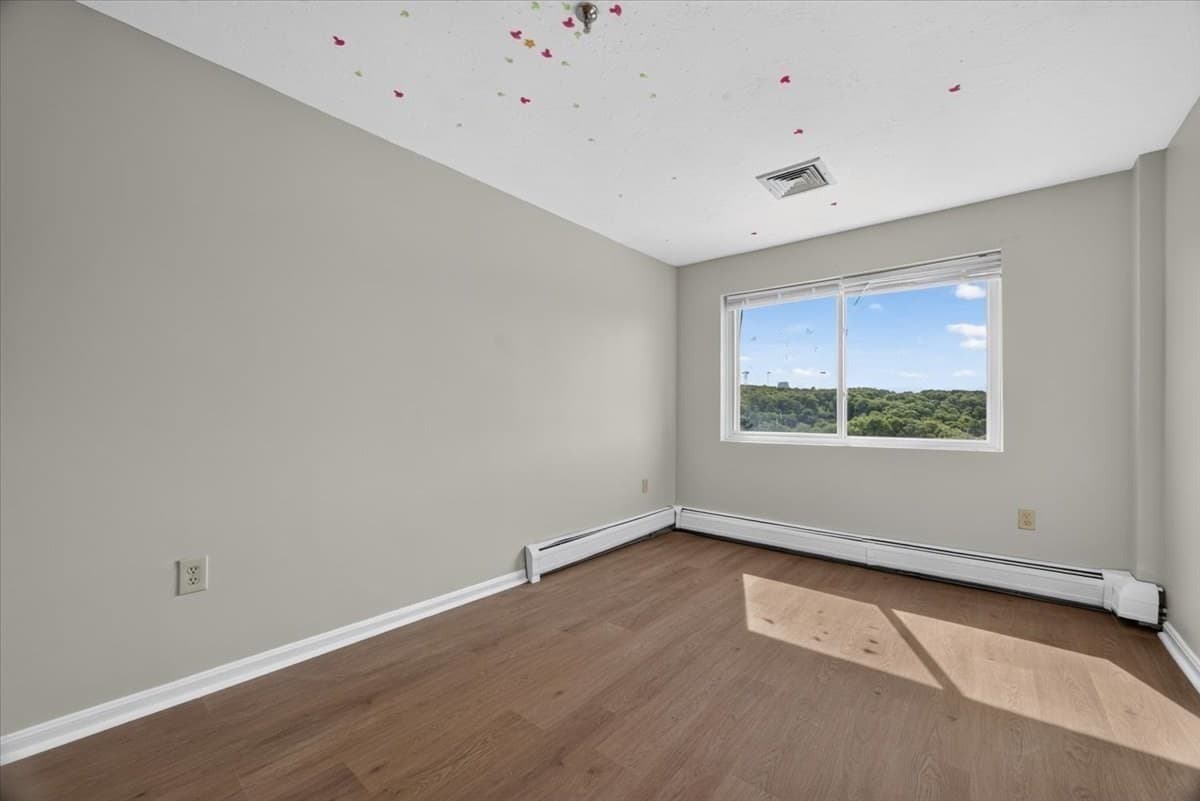 Condominium at 230 Willard # 701, Quincy MA 02169, photo 24 of 34