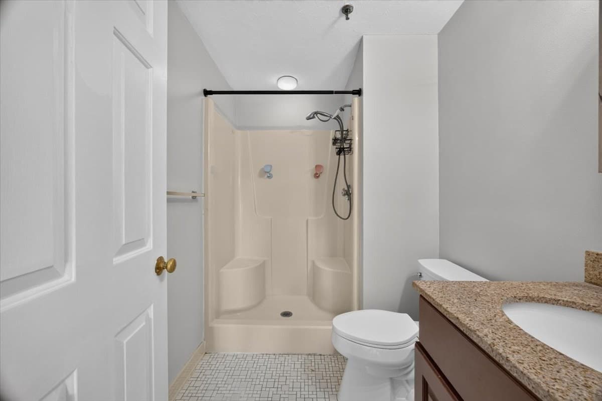 Condominium at 230 Willard # 701, Quincy MA 02169, photo 18 of 34
