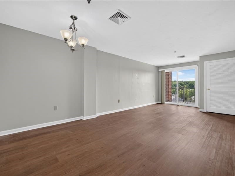 Condominium at 230 Willard # 701, Quincy MA 02169, photo 11 of 34