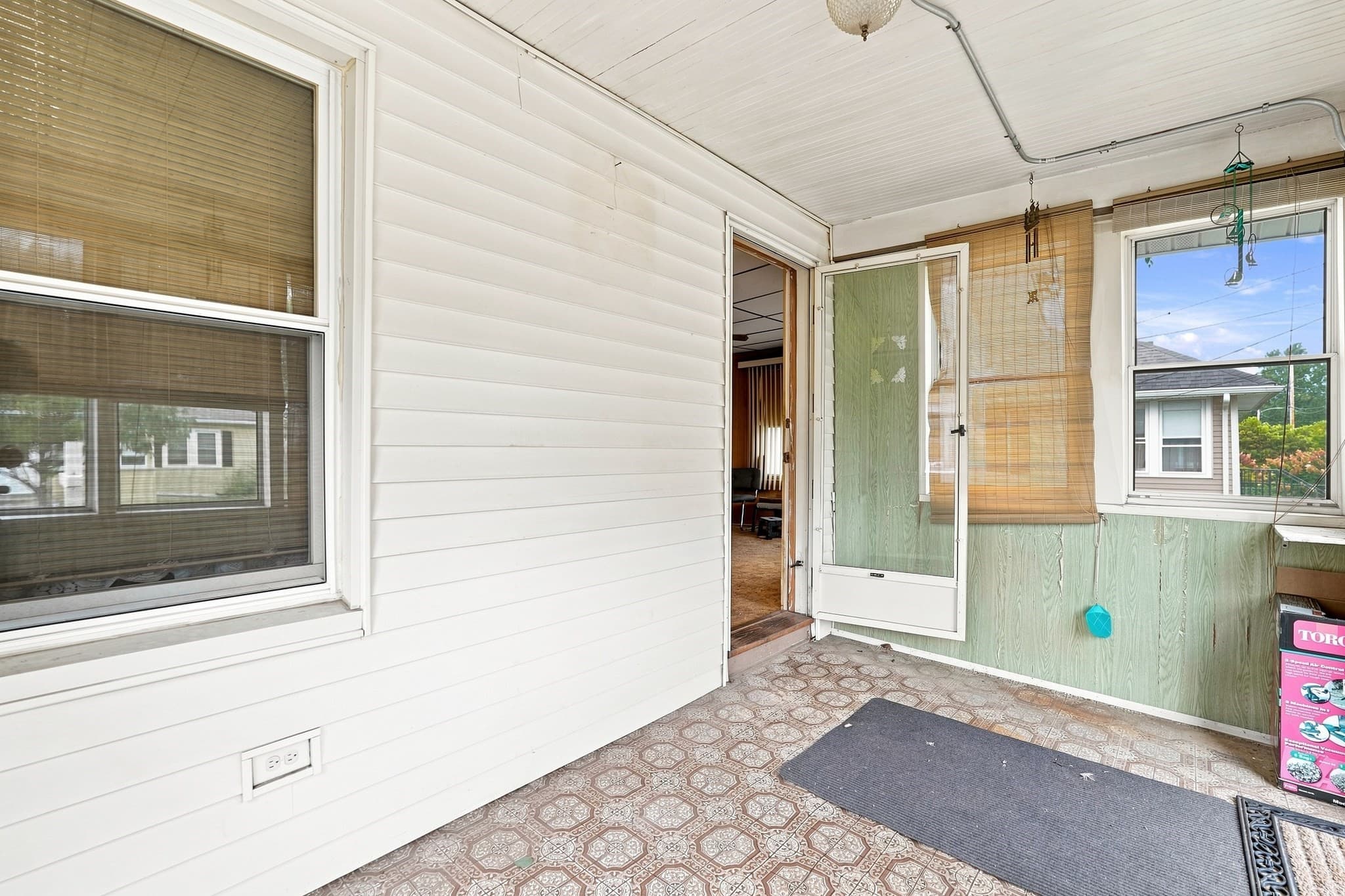 Single Family Residence at 41 Ludger Ave, Chicopee MA 01020, Chicopee, photo 6 of 29