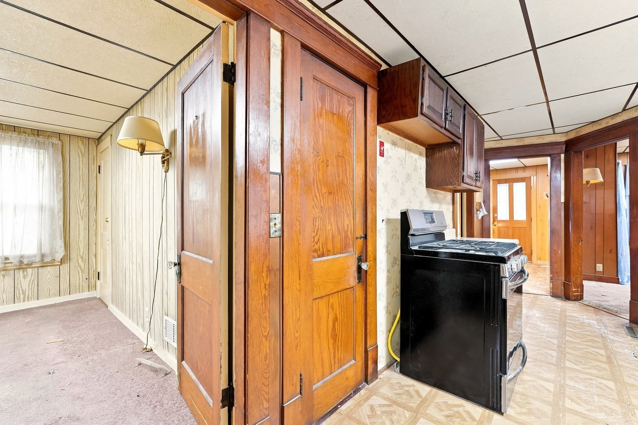 Single Family Residence at 41 Ludger Ave, Chicopee MA 01020, Chicopee, photo 7 of 29