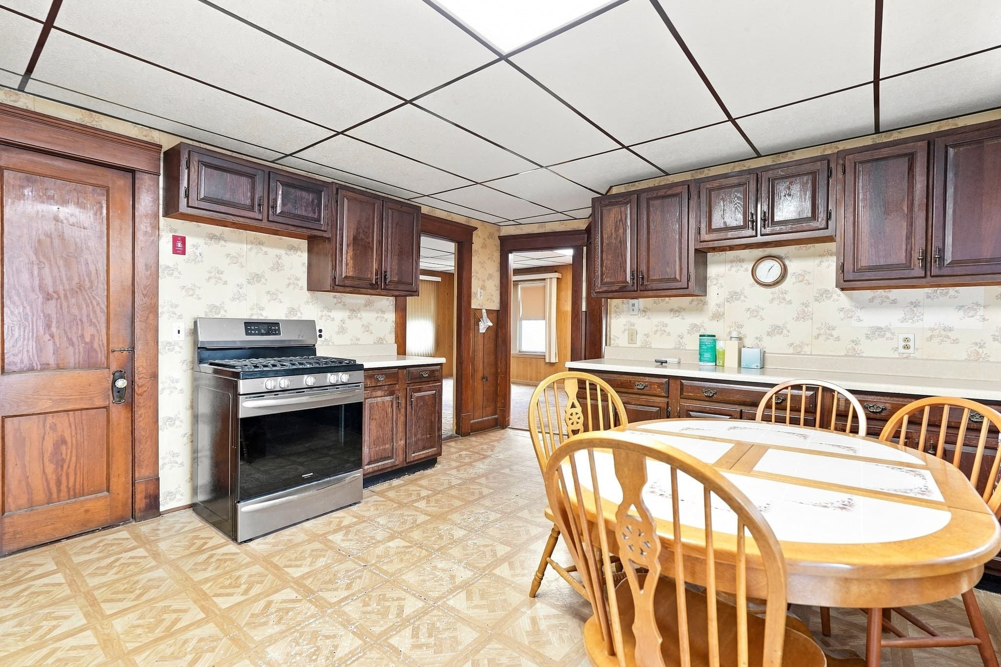Single Family Residence at 41 Ludger Ave, Chicopee MA 01020, Chicopee, photo 8 of 29