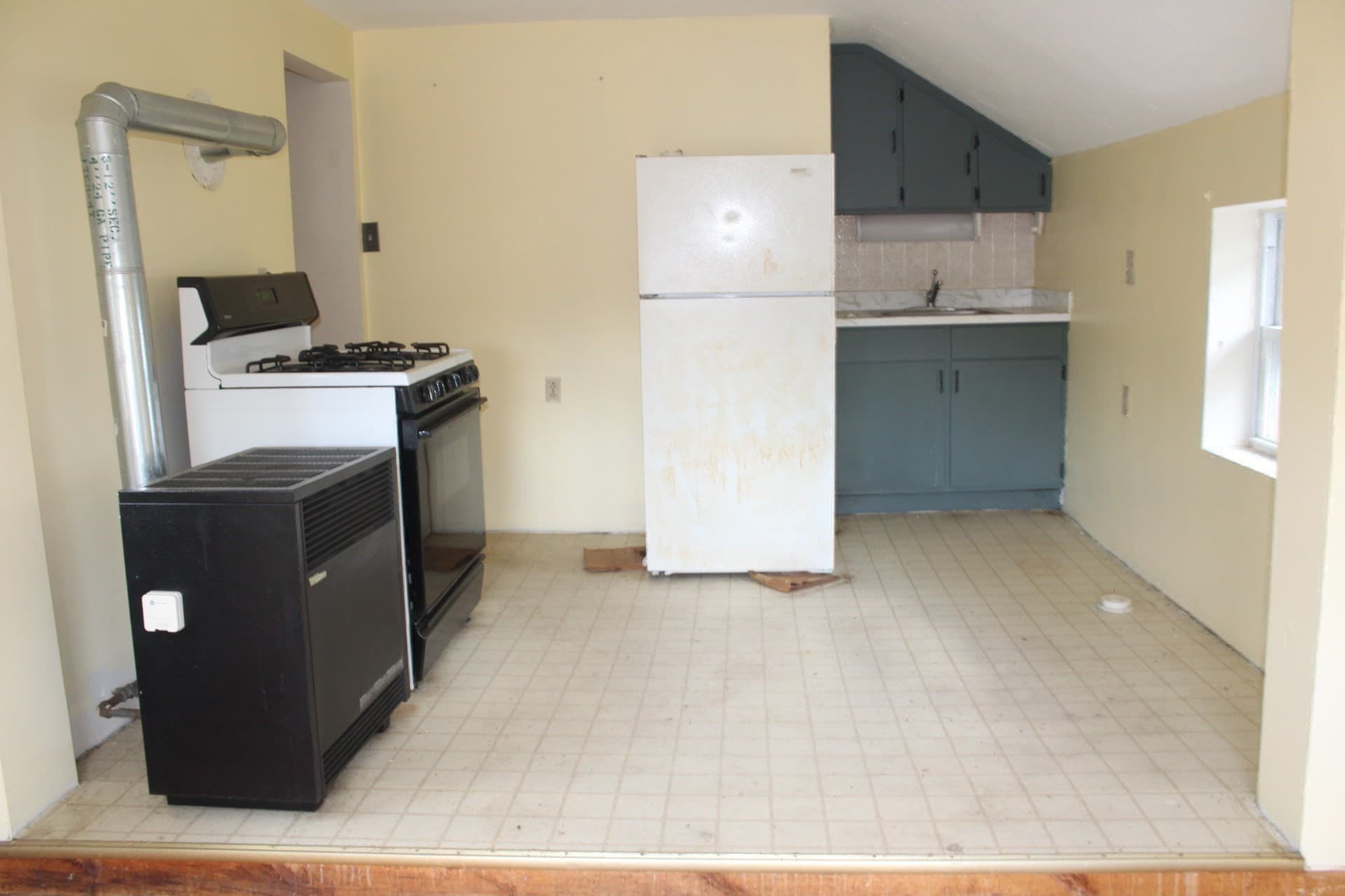Multi Family at 50 Valley St, Spencer MA 01562, Spencer, photo 29 of 36