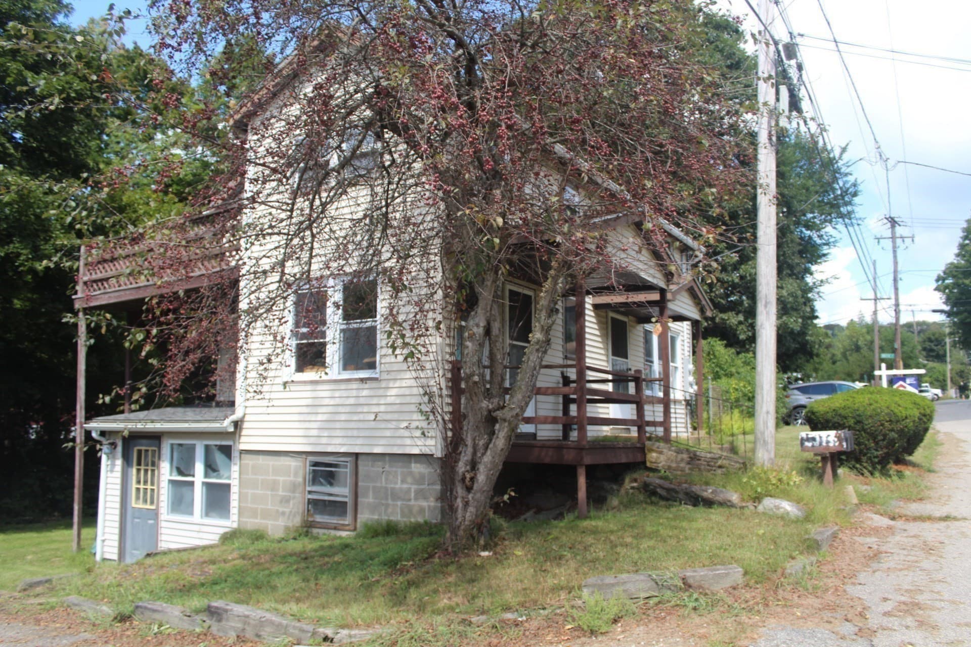 Multi Family at 50 Valley St, Spencer MA 01562, Spencer, photo 4 of 36