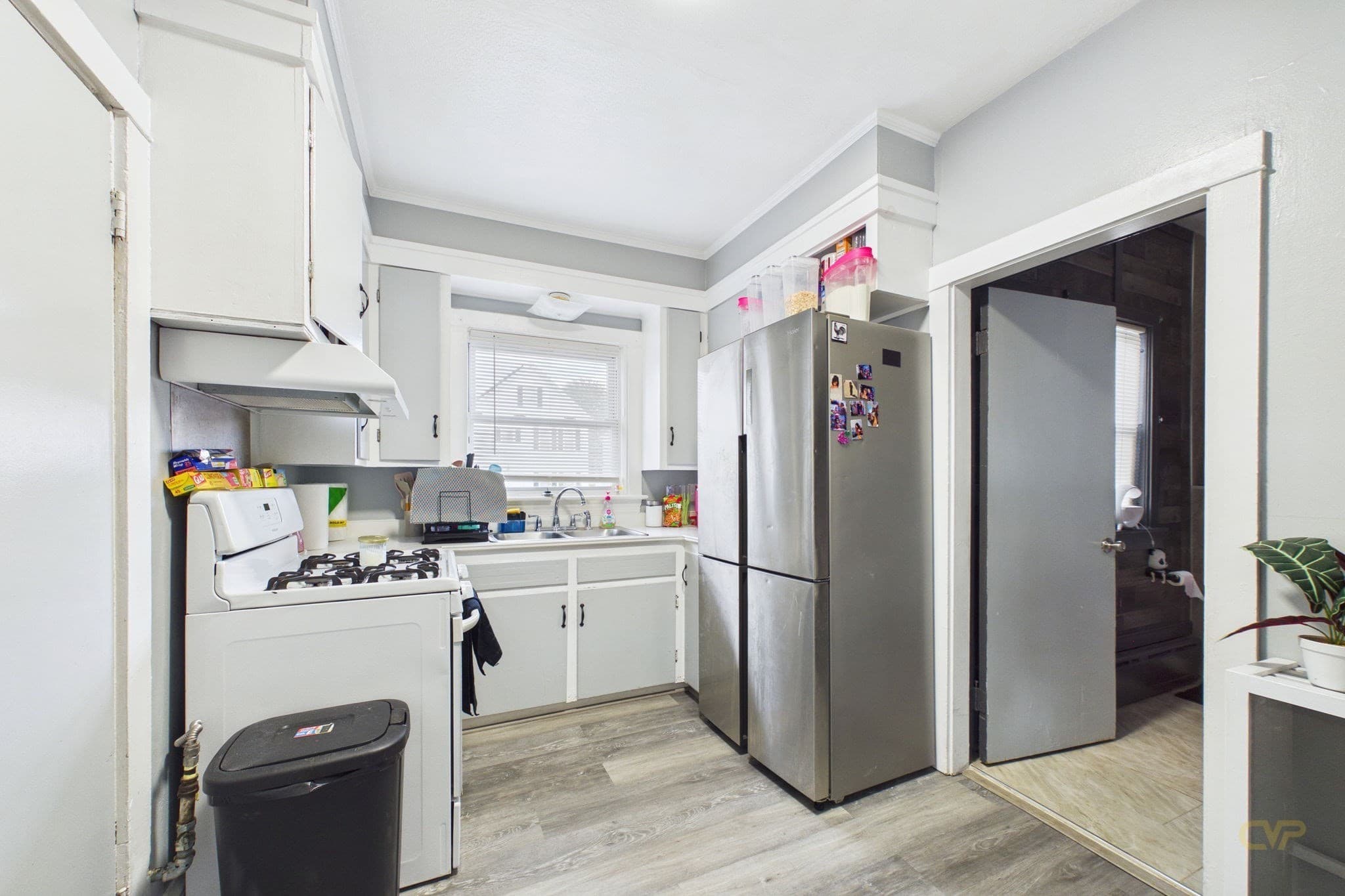3 Family at 495 Cedar Grove St, New Bedford MA 02746, New Bedford, photo 5 of 26