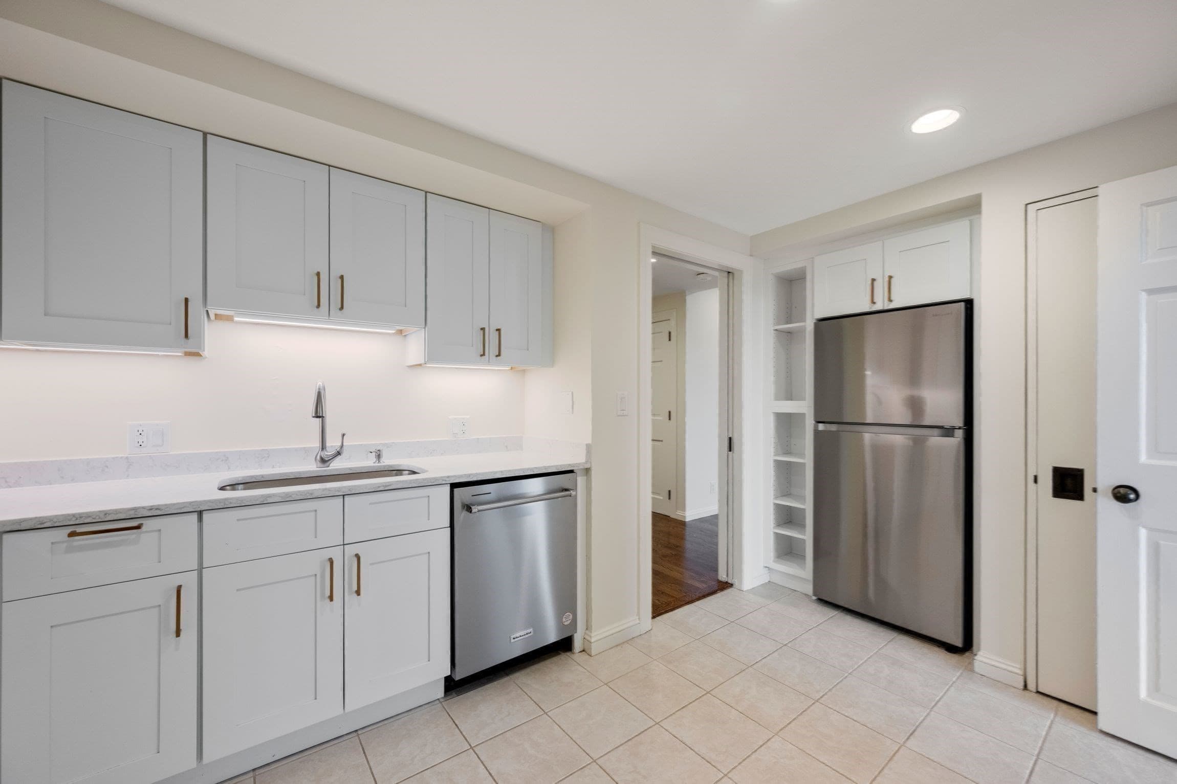 Condominium at 2 Commonwealth # 8G, Boston MA 02116, photo 23 of 42
