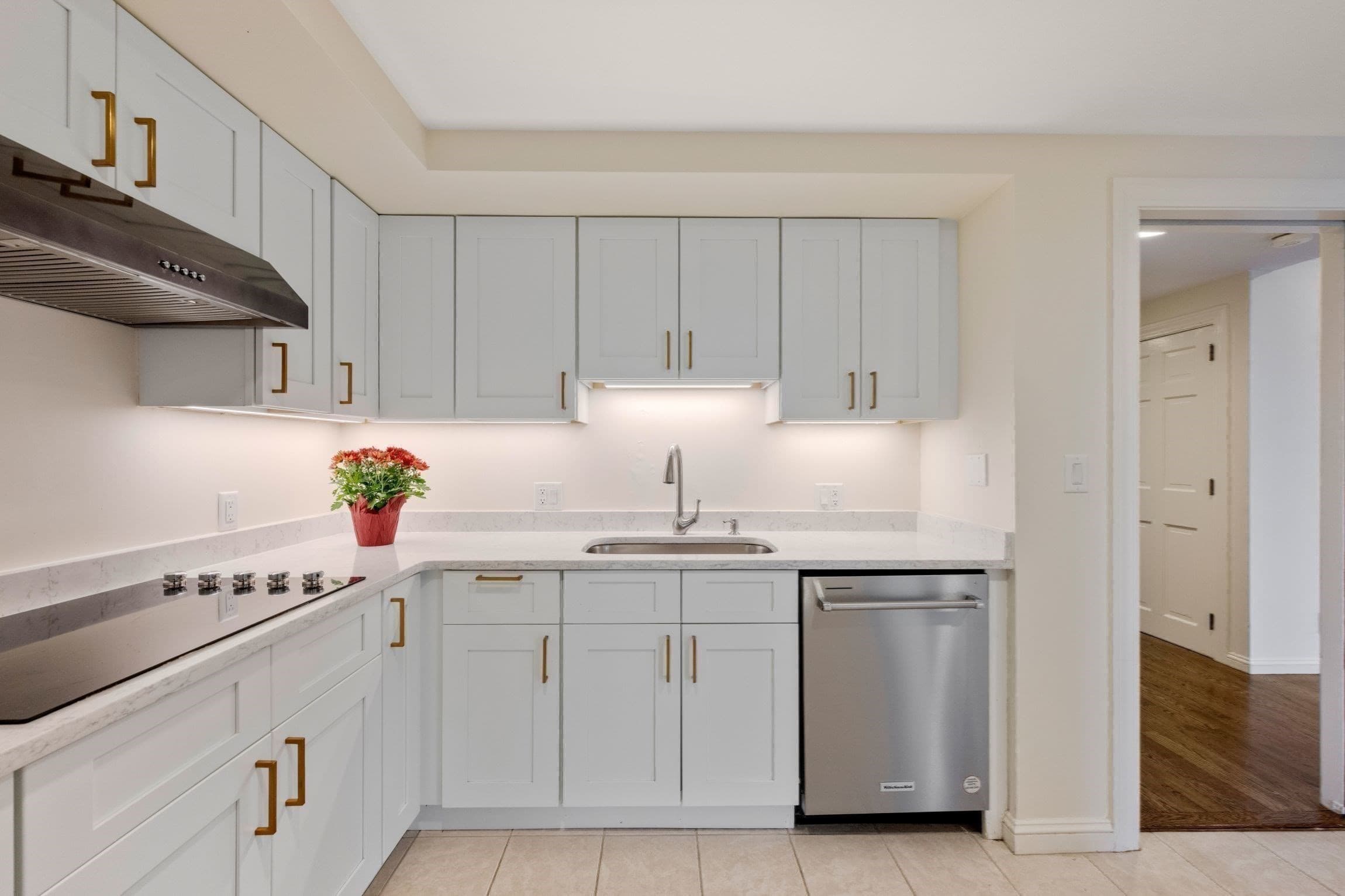 Condominium at 2 Commonwealth # 8G, Boston MA 02116, photo 22 of 42