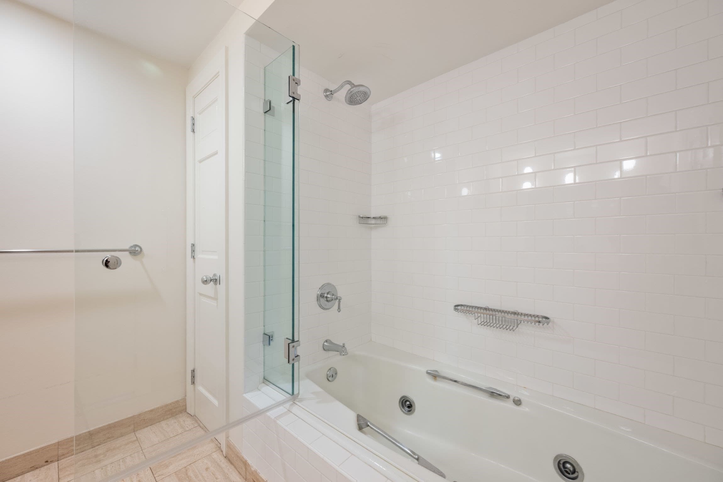 Condominium at 2 Commonwealth # 8G, Boston MA 02116, photo 35 of 42
