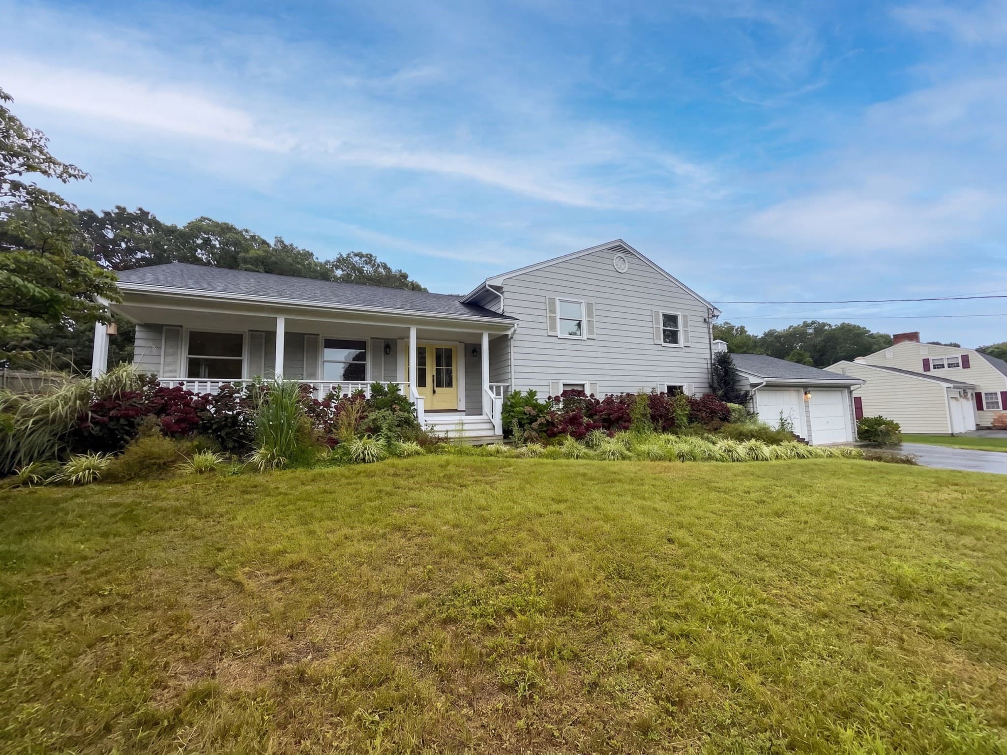 18 Sherwood Dr, Westerly RI 02891