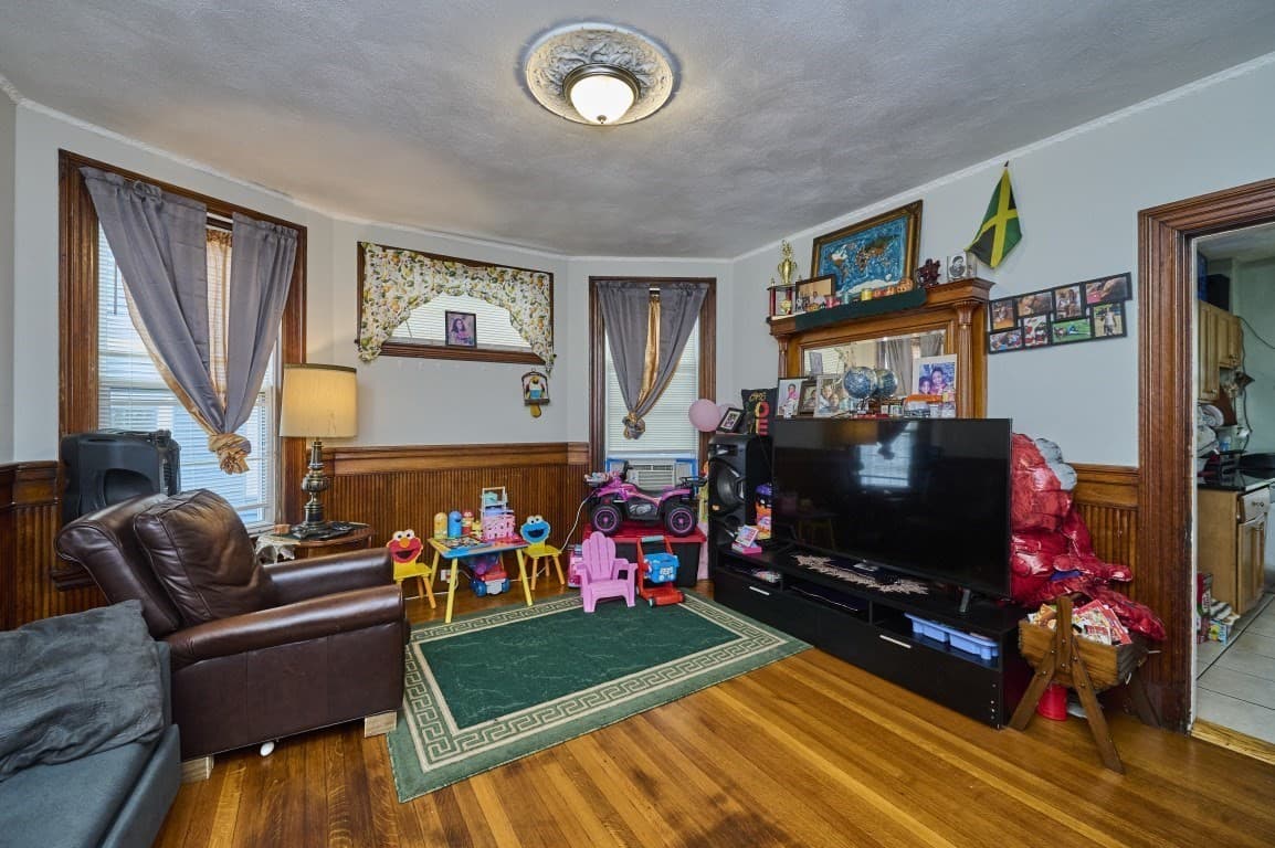3 Family at 11 Wolcott Street, Boston MA 02121, photo 14 of 34