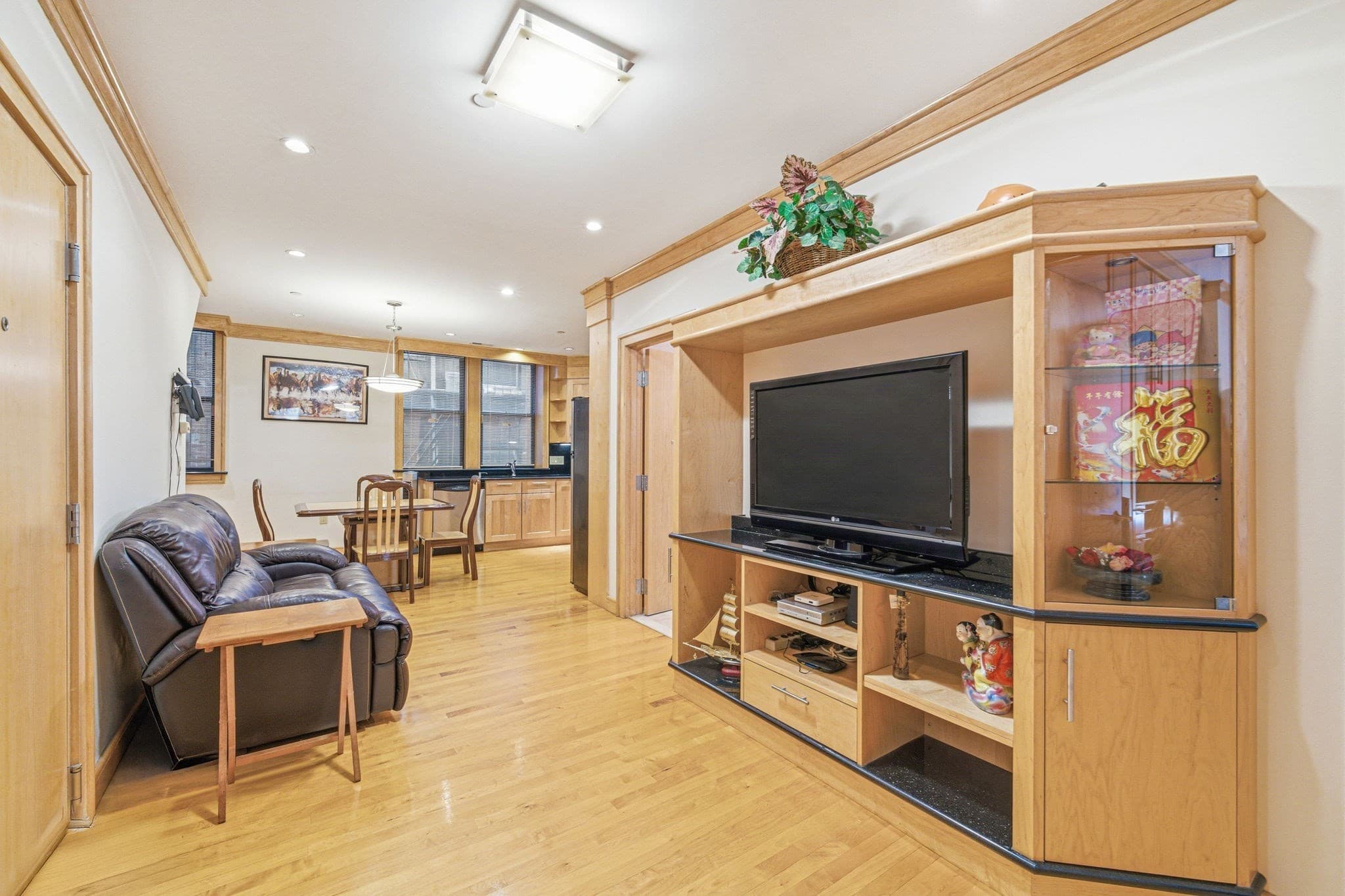 Condominium at 34 Harrison Avenue # B, Boston MA 02111, photo 2 of 30