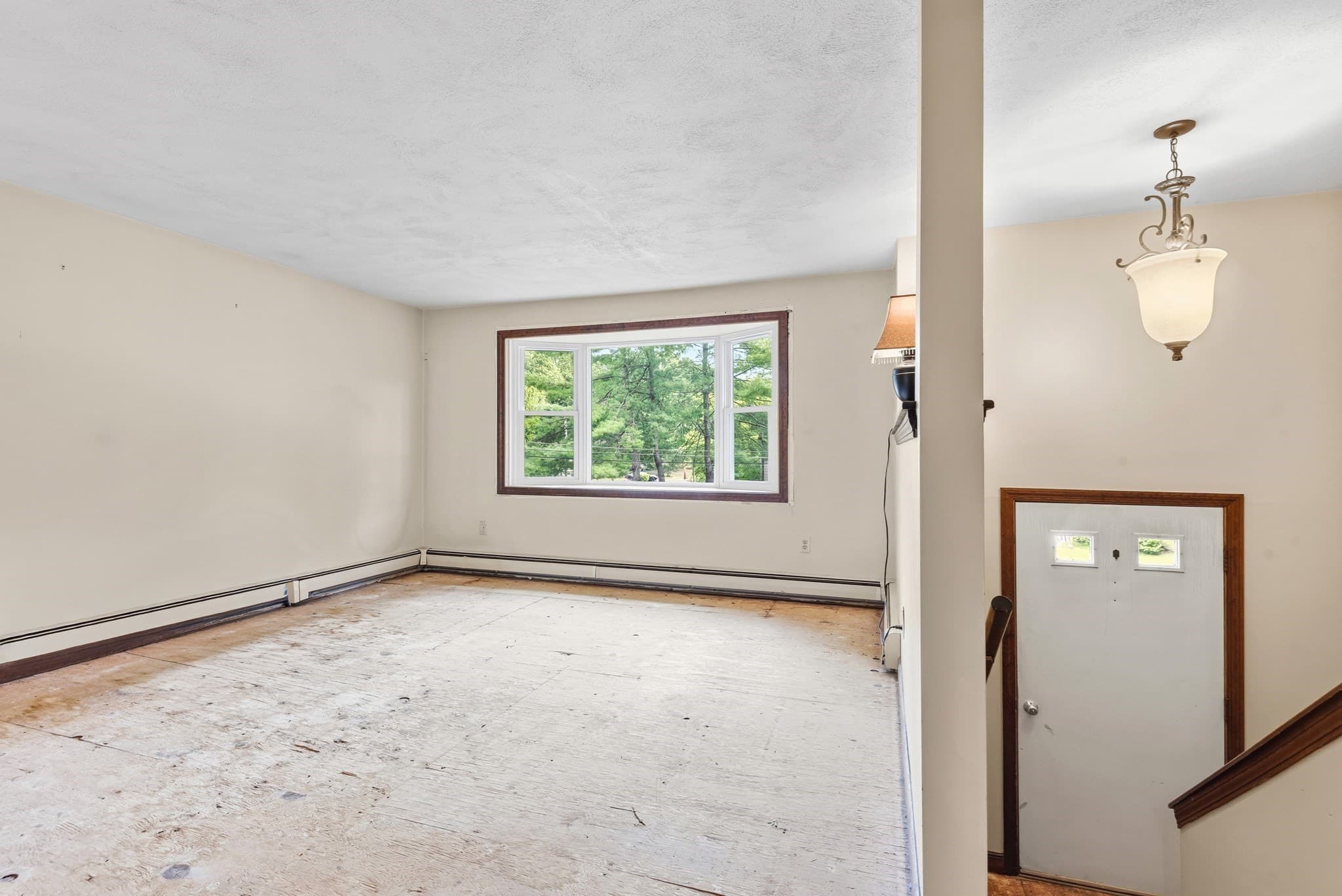 Single Family Residence at 3 Jason Cir, North Attleboro MA 02760, North Attleboro, photo 16 of 42