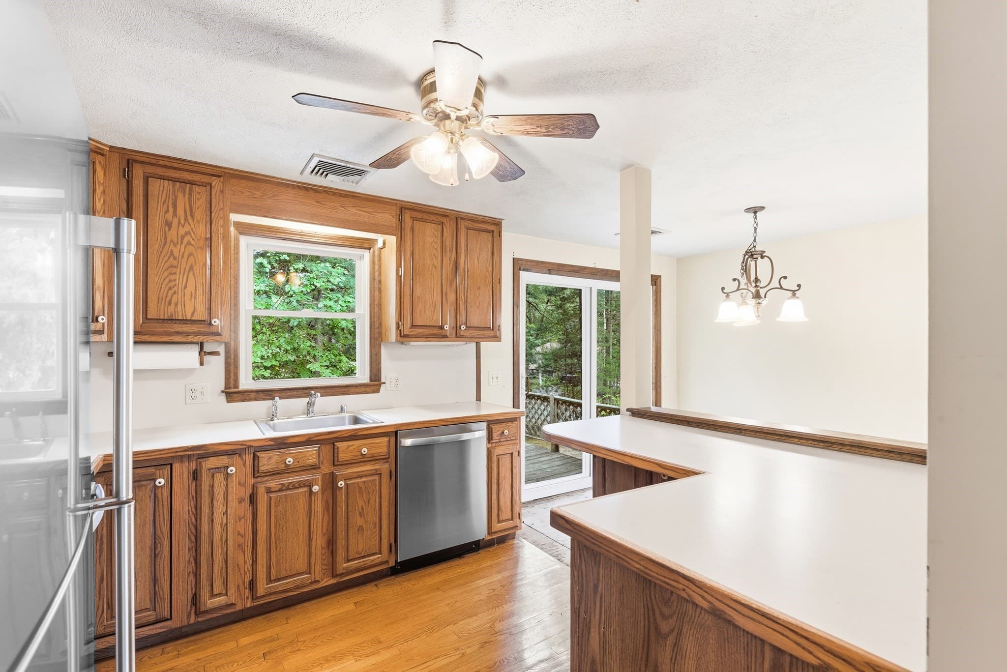 Single Family Residence at 3 Jason Cir, North Attleboro MA 02760, North Attleboro, photo 26 of 42