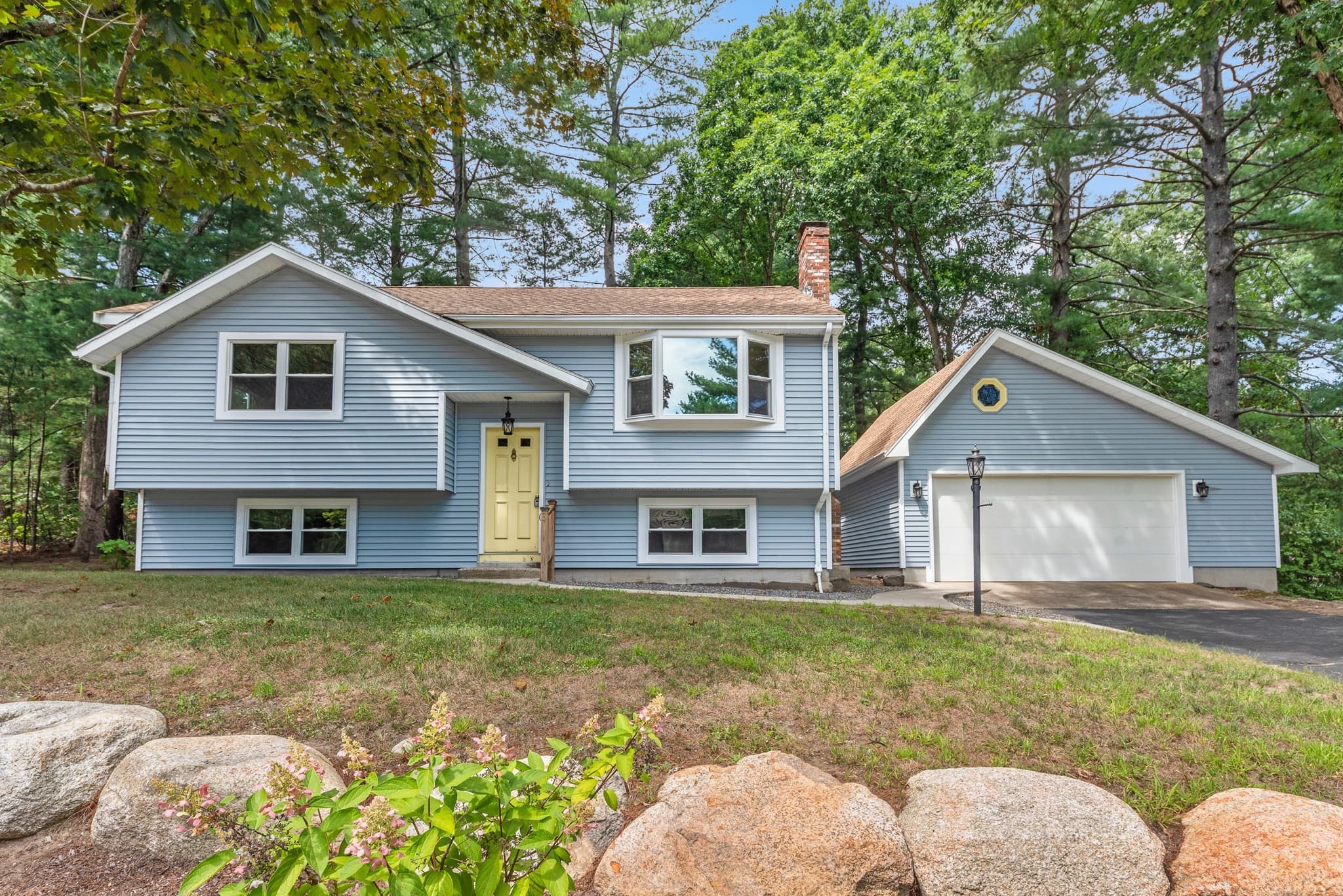 3 Jason Cir, North Attleboro MA 02760