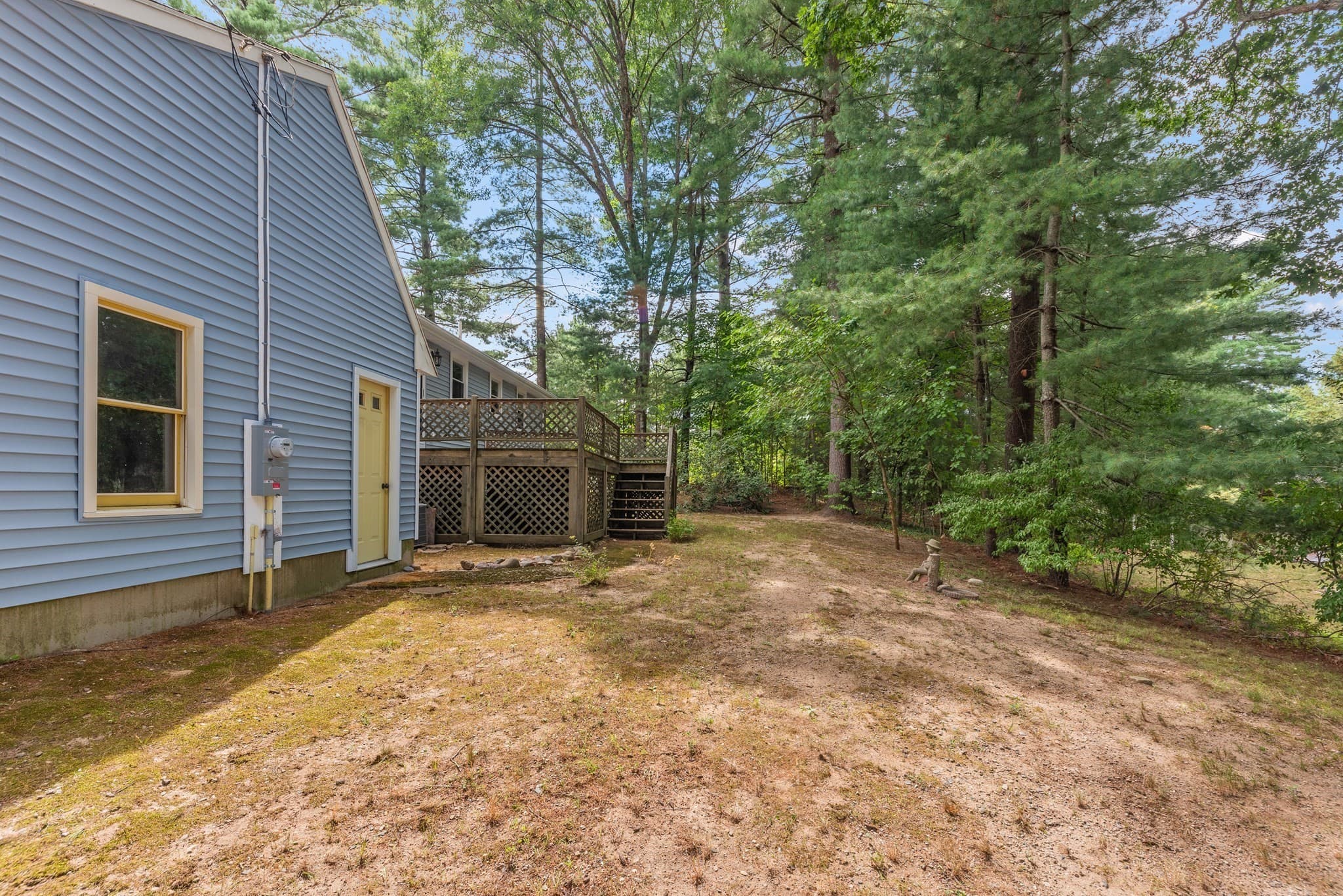 Single Family Residence at 3 Jason Cir, North Attleboro MA 02760, North Attleboro, photo 9 of 42