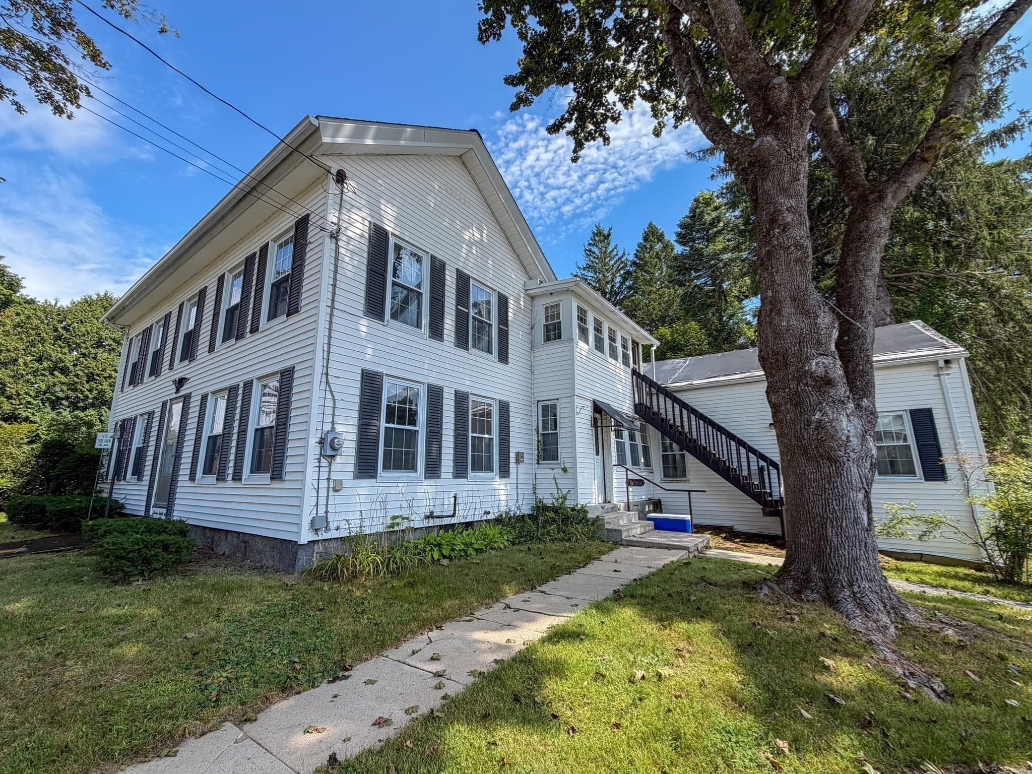 Single Family Residence at 1386 Pleasant St, Athol MA 01331, Athol, photo 2 of 33