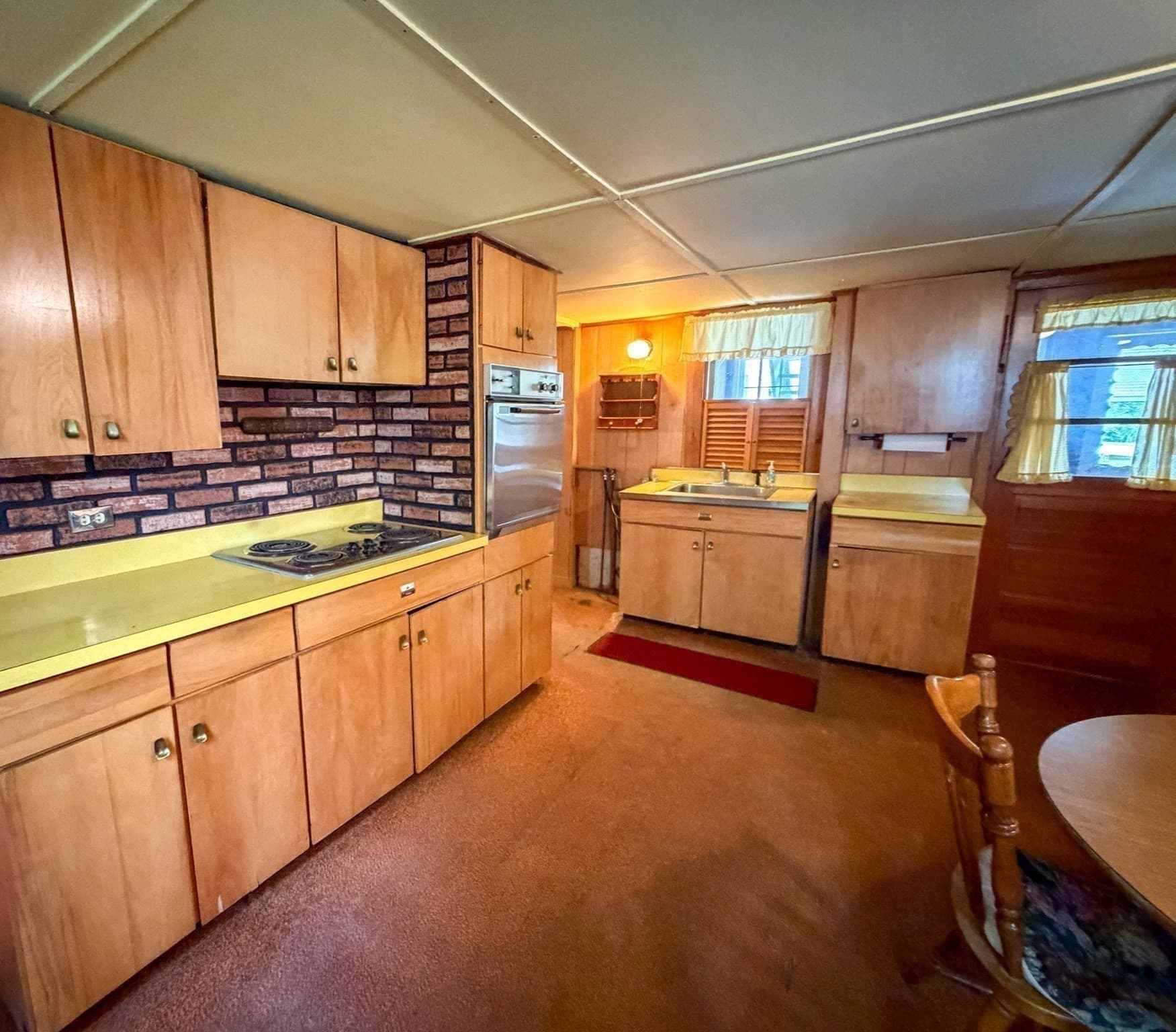 Single Family Residence at 1386 Pleasant St, Athol MA 01331, Athol, photo 5 of 33
