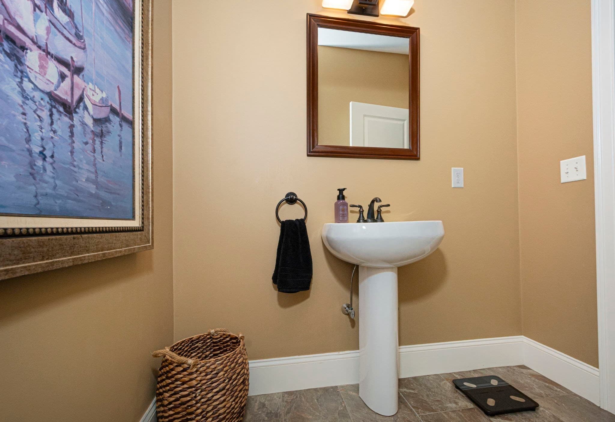 Single Family Residence at 32 Sewall St, Shrewsbury MA 01545, Shrewsbury, photo 16 of 37