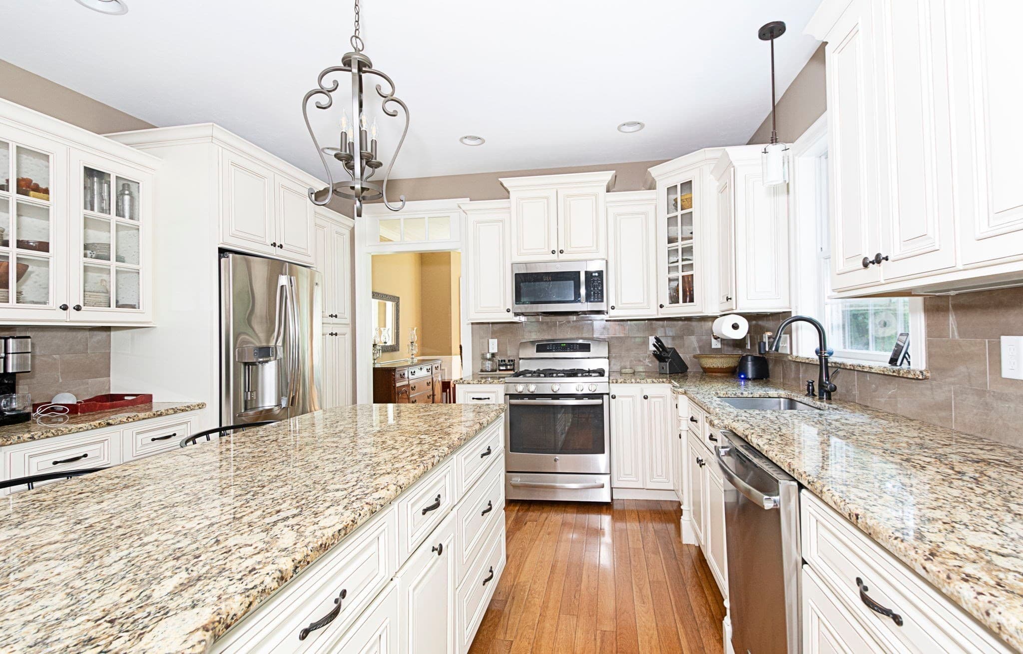 Single Family Residence at 32 Sewall St, Shrewsbury MA 01545, Shrewsbury, photo 7 of 37