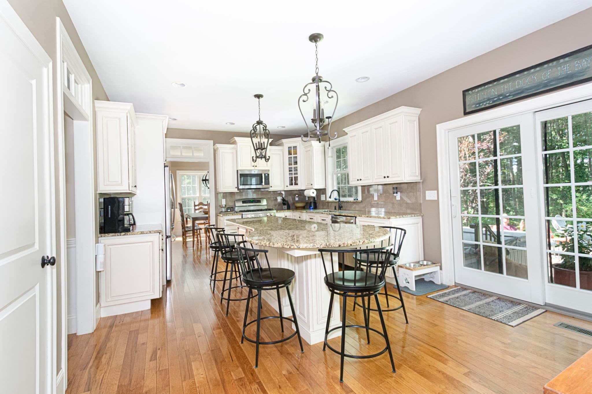 Single Family Residence at 32 Sewall St, Shrewsbury MA 01545, Shrewsbury, photo 9 of 37