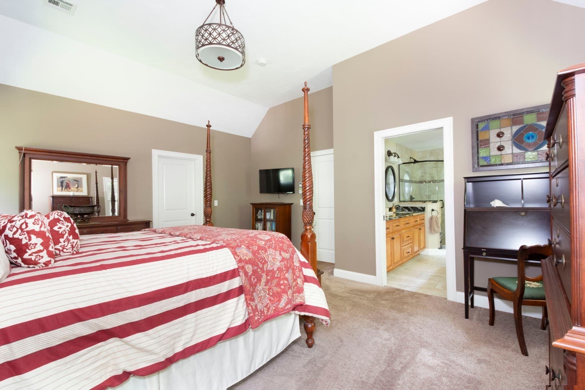 Single Family Residence at 32 Sewall St, Shrewsbury MA 01545, Shrewsbury, photo 19 of 37