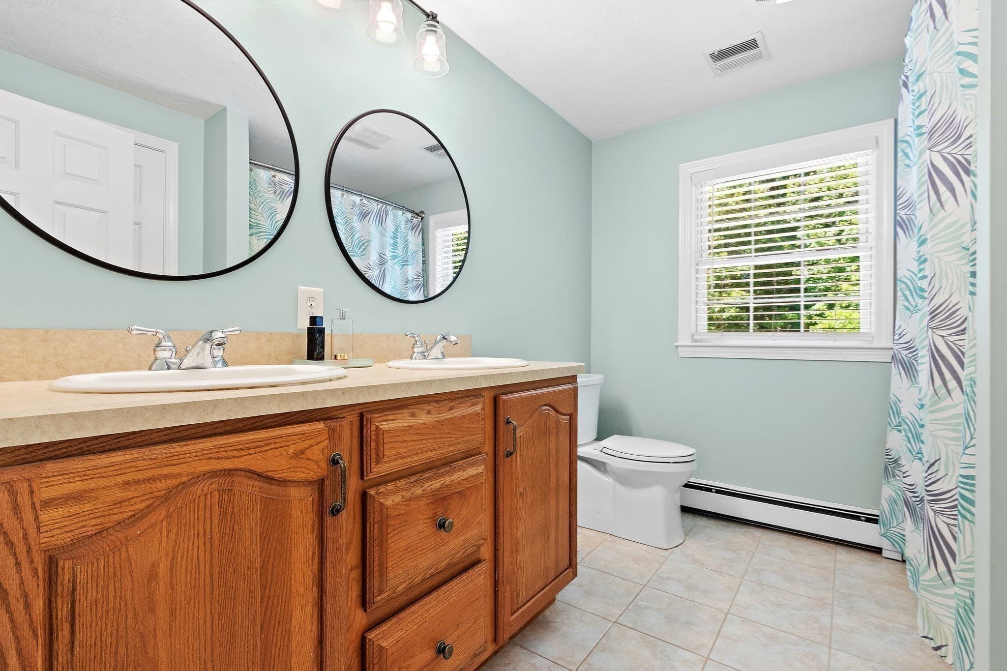 Single Family Residence at 36 Highridge Rd, Bellingham MA 02019, Bellingham, photo 18 of 29