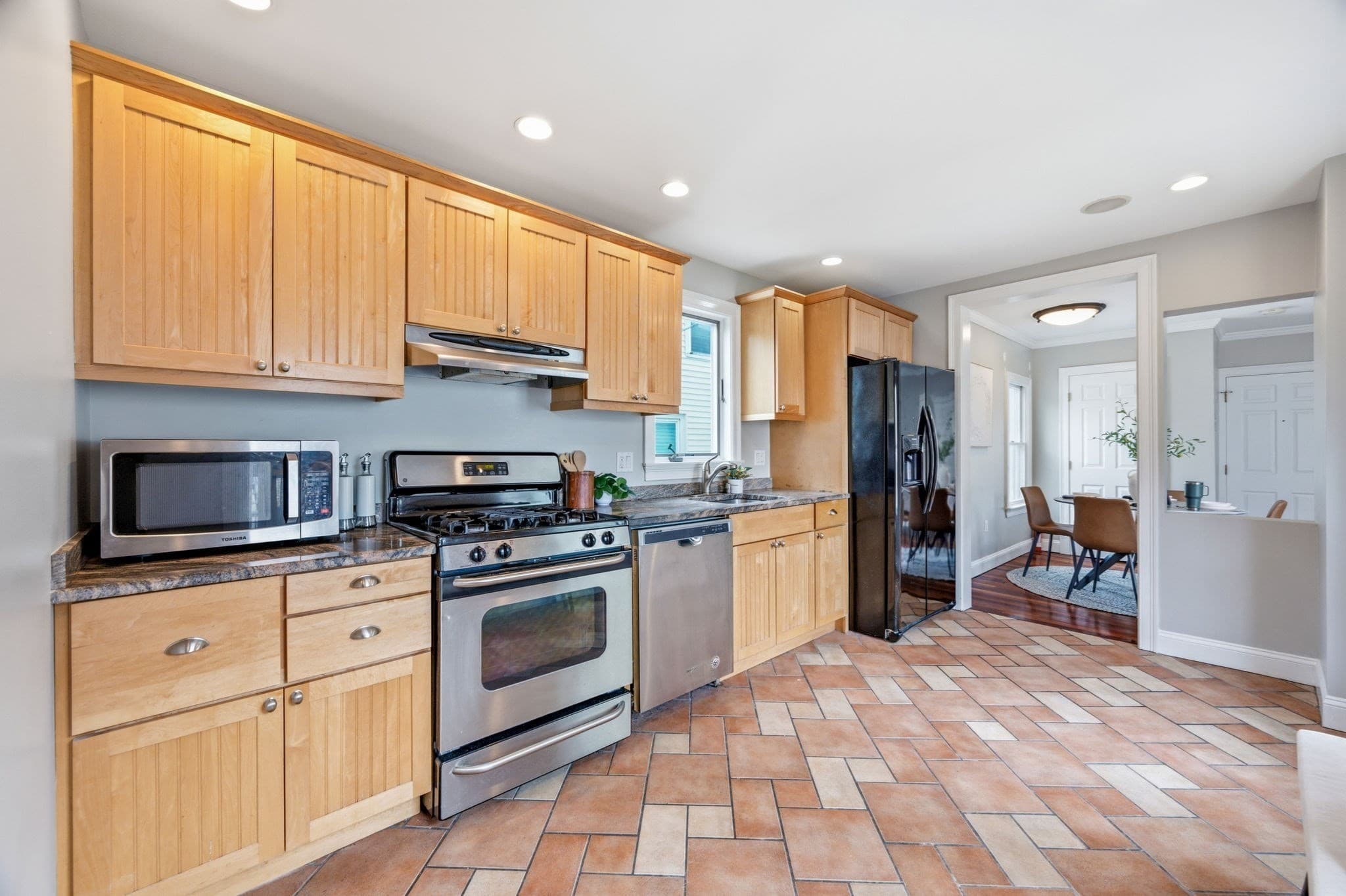Condominium at 11 Parker St # 2, Boston MA 02129, Boston, photo 11 of 31