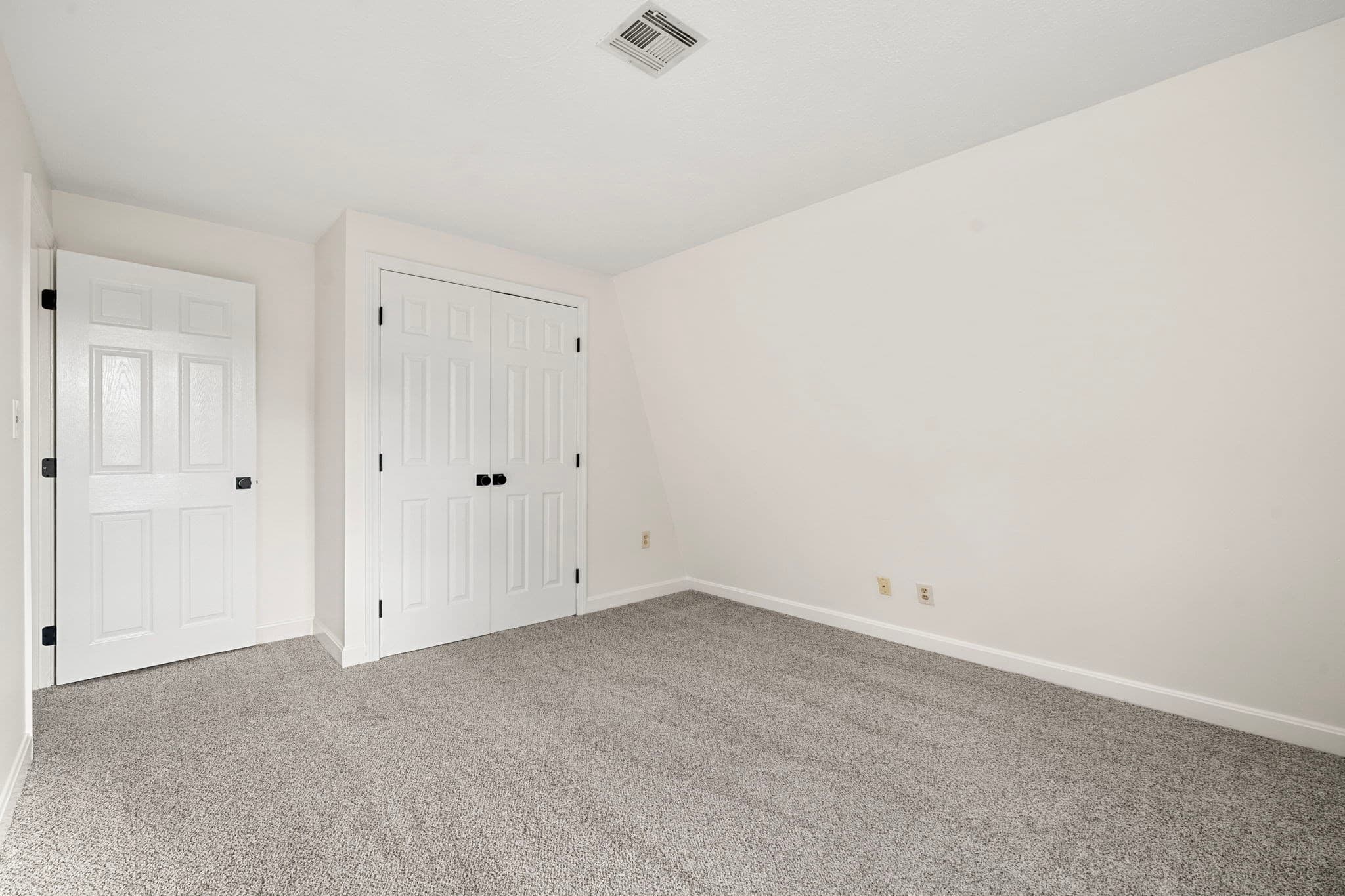Single Family Residence at 58 Cinnamon Circle, Tewksbury MA 01876, photo 13 of 25