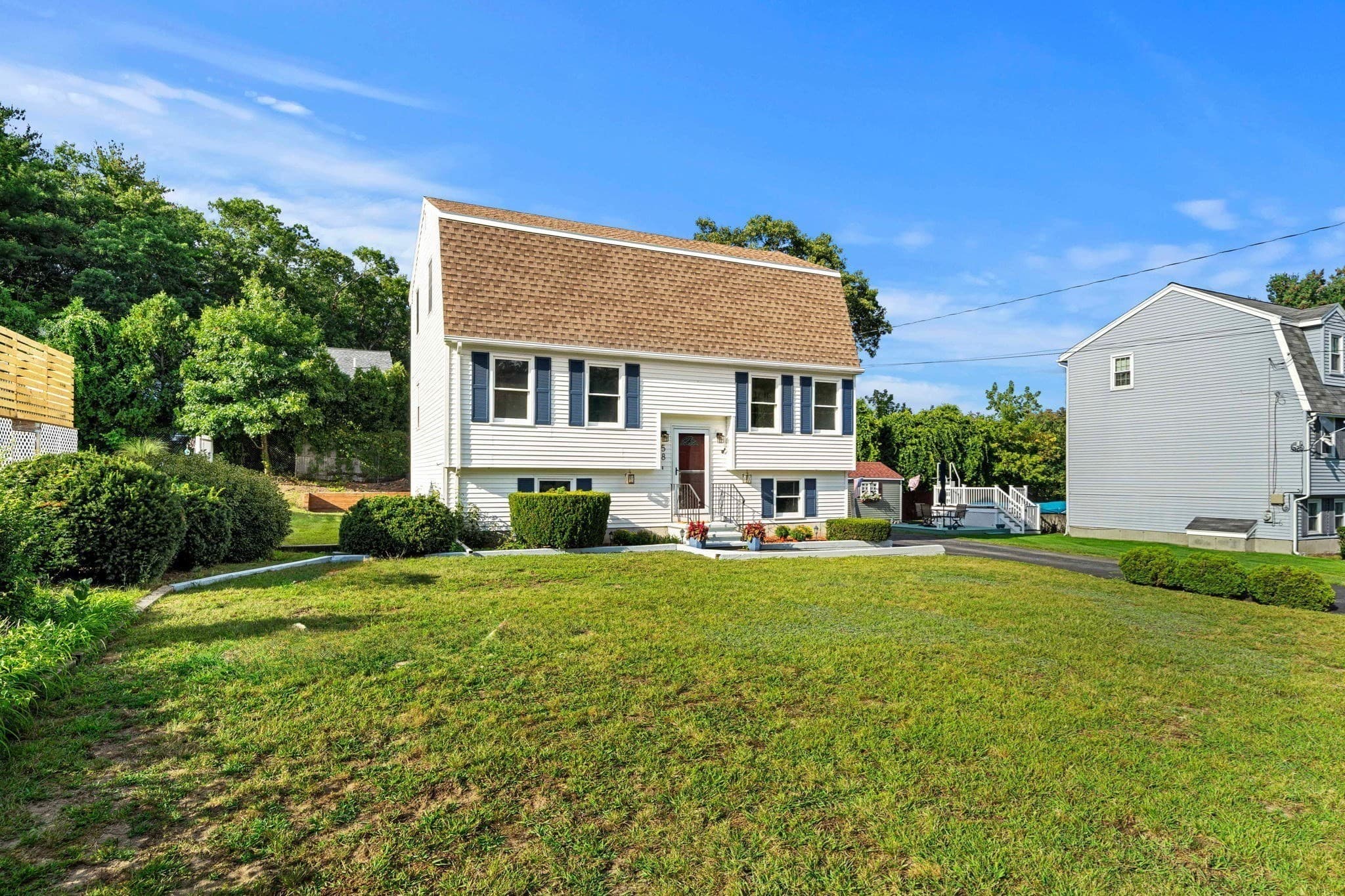 Single Family Residence at 58 Cinnamon Circle, Tewksbury MA 01876, photo 3 of 25