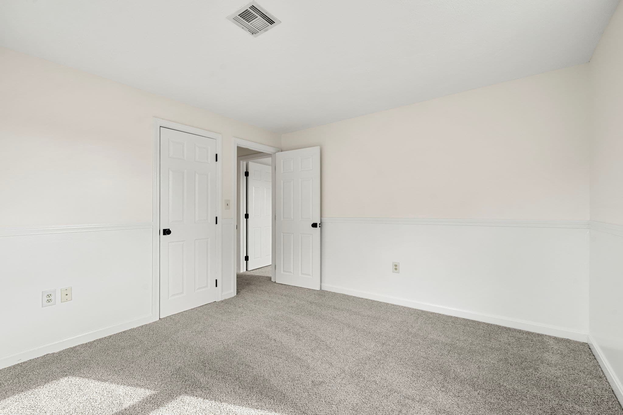 Single Family Residence at 58 Cinnamon Circle, Tewksbury MA 01876, photo 10 of 25