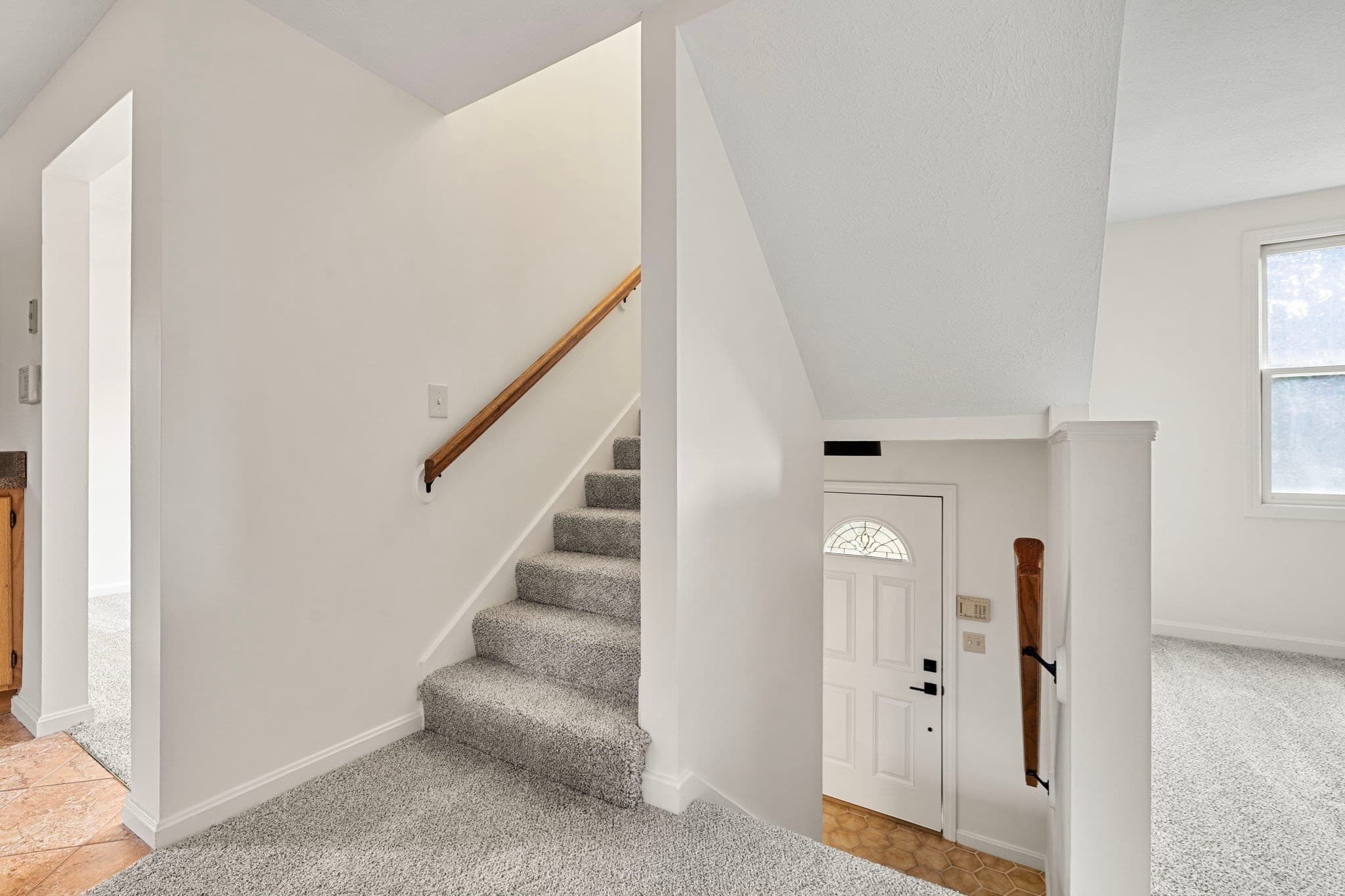 Single Family Residence at 58 Cinnamon Circle, Tewksbury MA 01876, photo 14 of 25