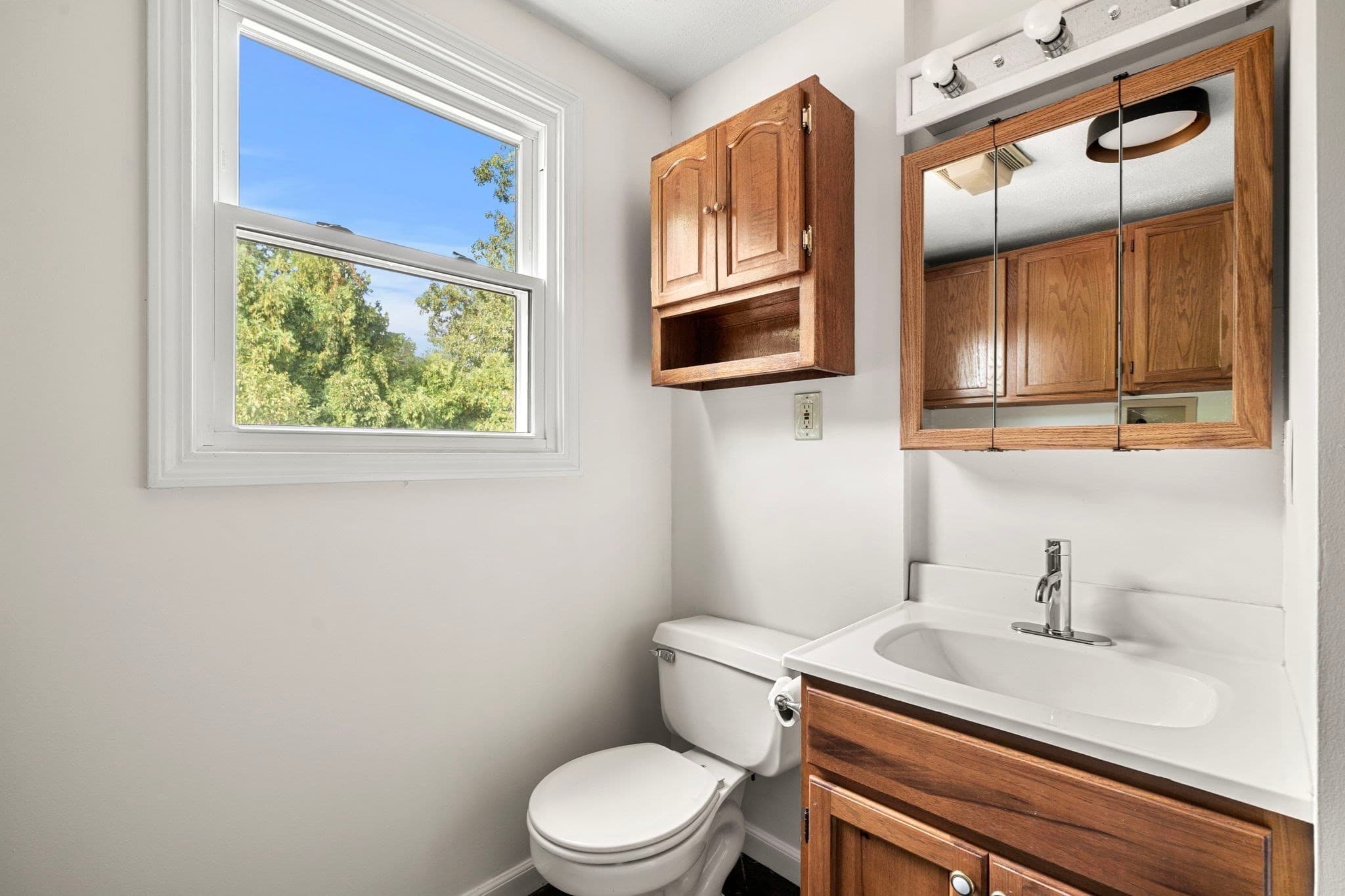Single Family Residence at 58 Cinnamon Circle, Tewksbury MA 01876, photo 18 of 25