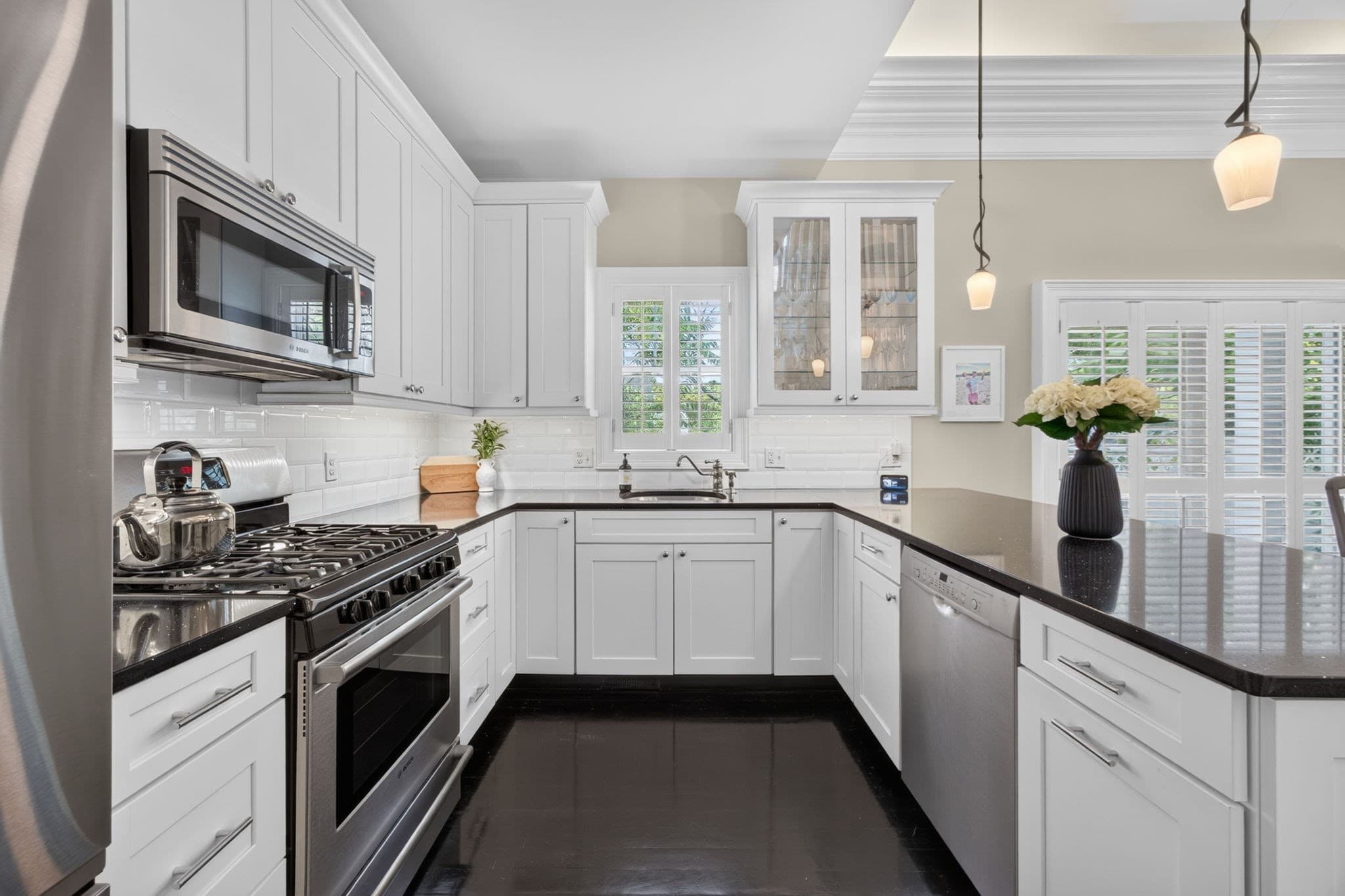 Condominium at 354 Upham Street # 9, Melrose MA 02176, photo 8 of 23