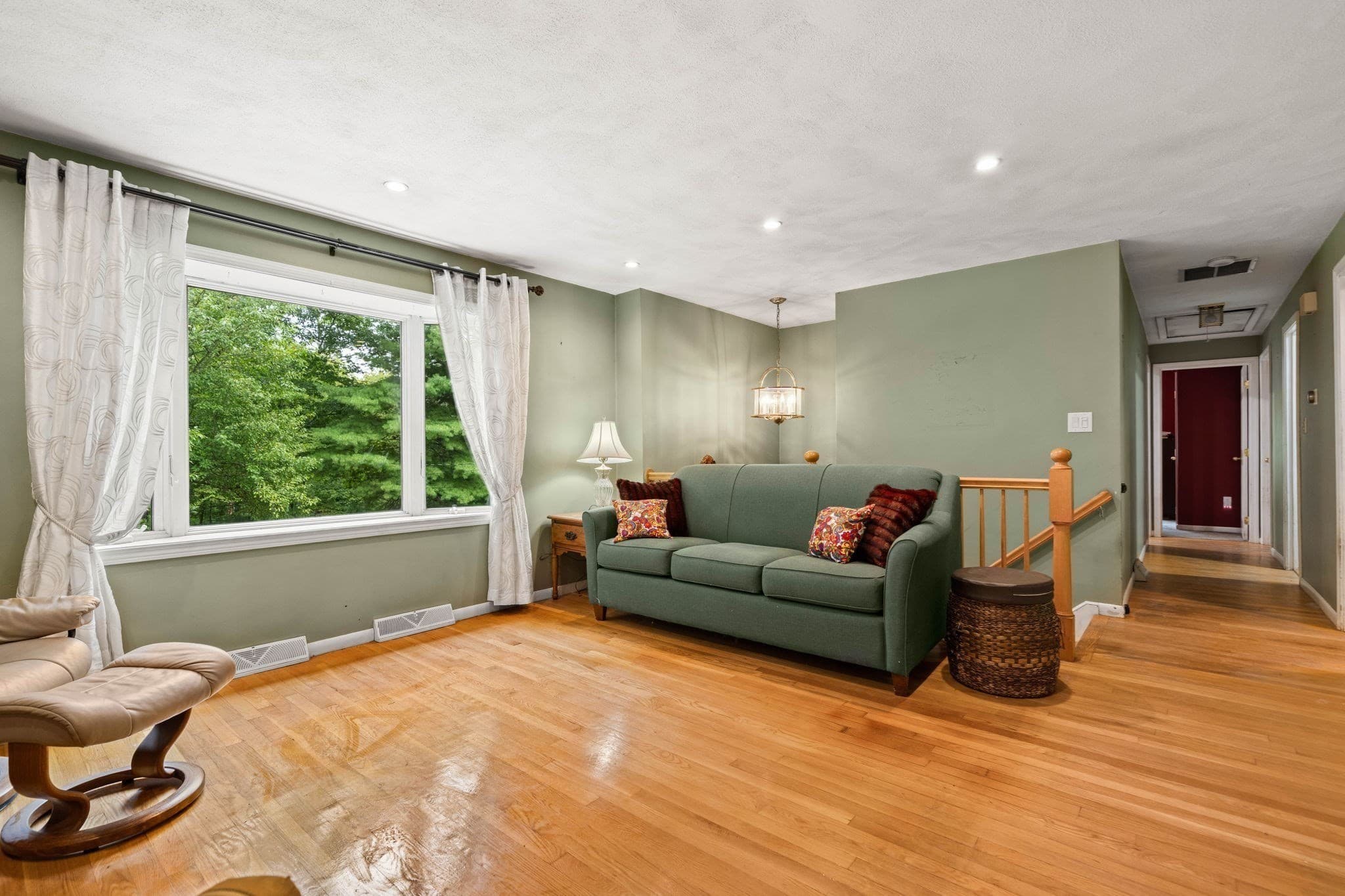 Single Family Residence at 240 Central St, North Reading MA 01864, North Reading, photo 3 of 40