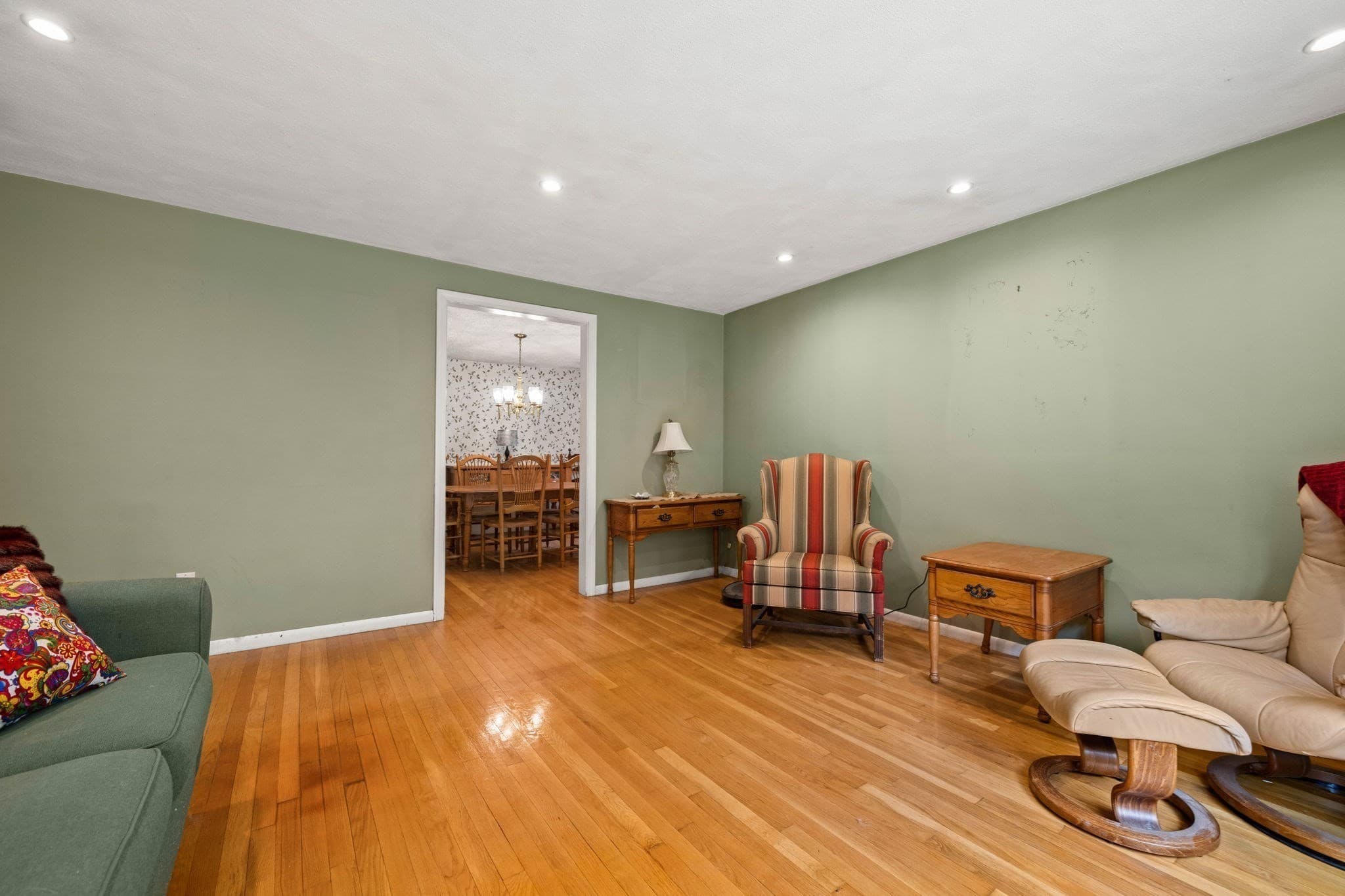Single Family Residence at 240 Central St, North Reading MA 01864, North Reading, photo 5 of 40