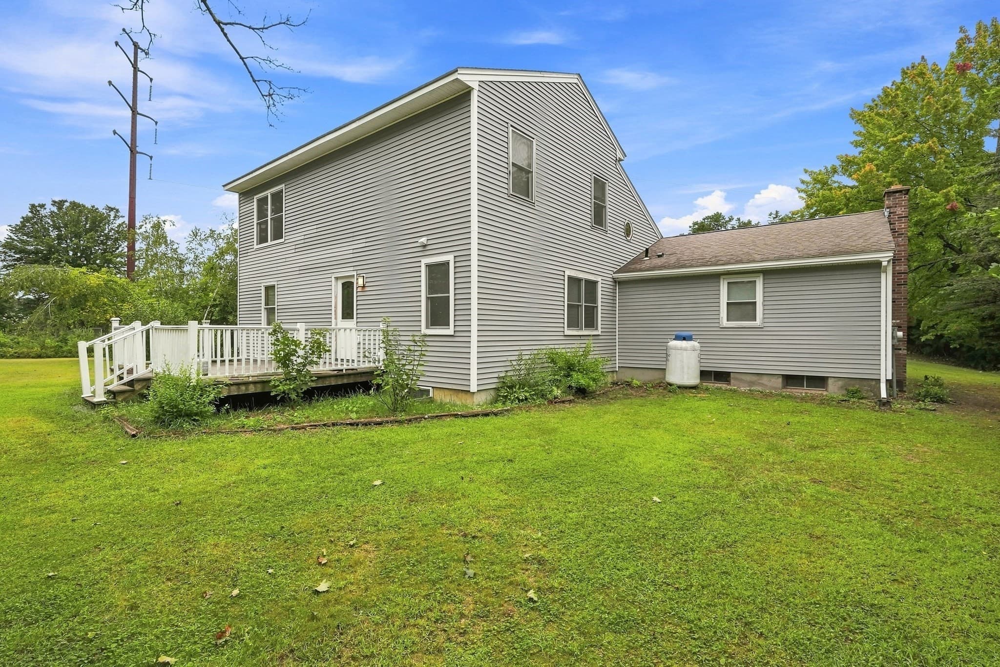 Single Family Residence at 45 Campbell Dr, Easthampton MA 01027, Easthampton, photo 5 of 41