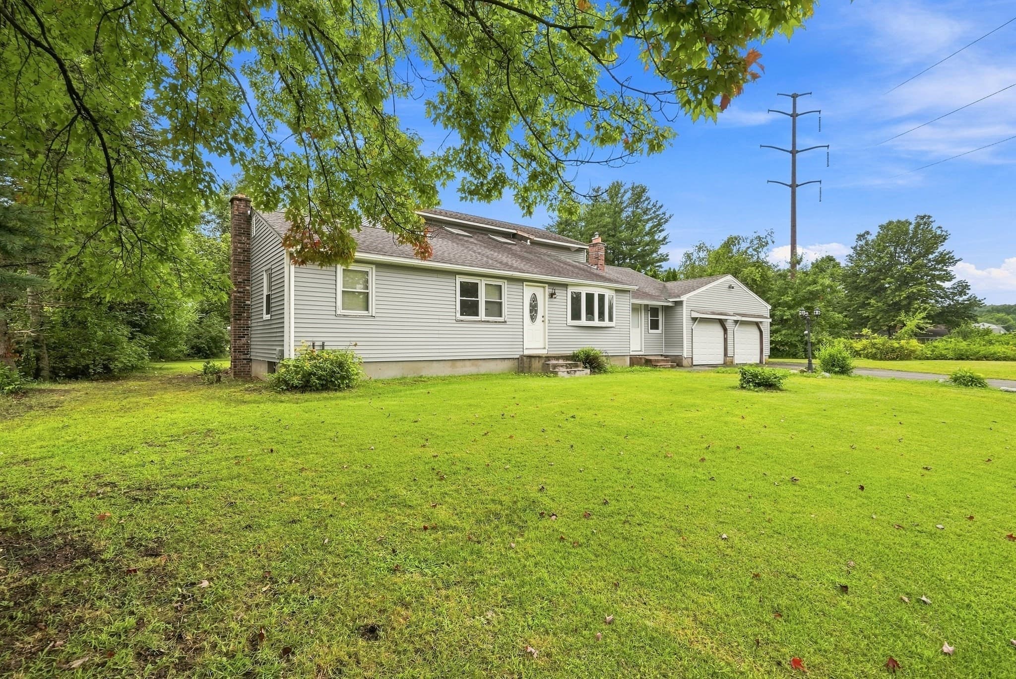 Single Family Residence at 45 Campbell Dr, Easthampton MA 01027, Easthampton, photo 4 of 41