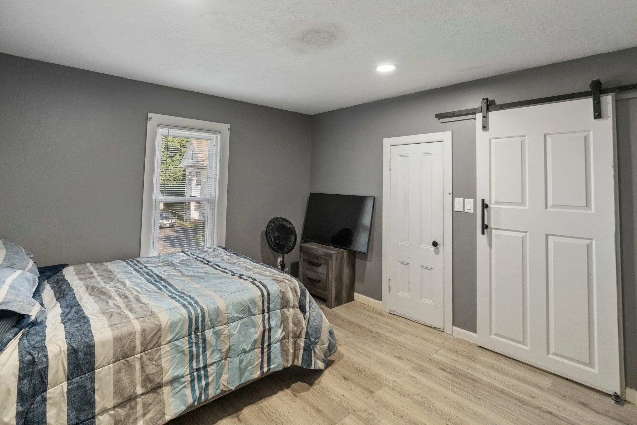 Single Family Residence at 13 Cook St, Holyoke MA 01040, Holyoke, photo 17 of 42
