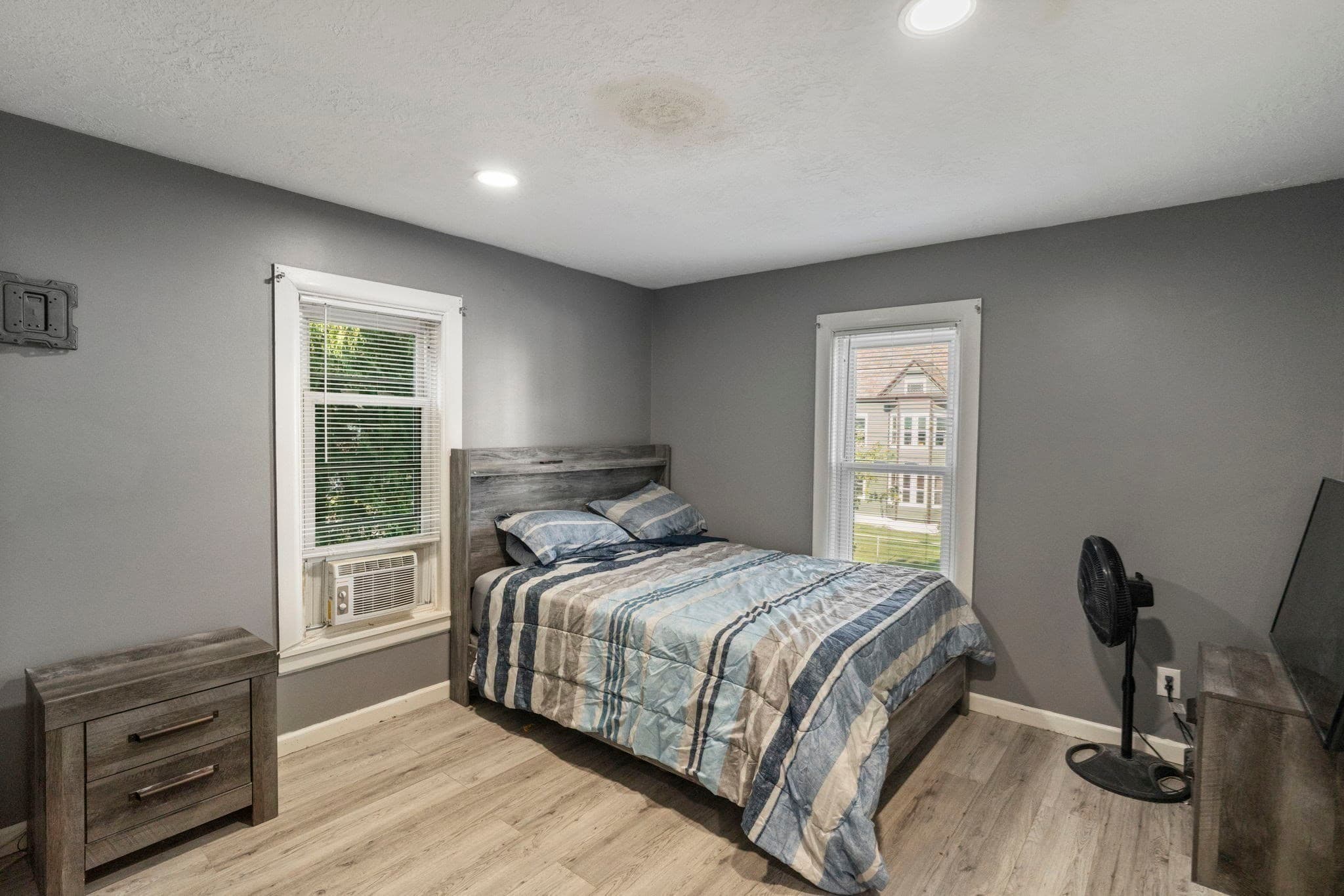 Single Family Residence at 13 Cook St, Holyoke MA 01040, Holyoke, photo 16 of 42