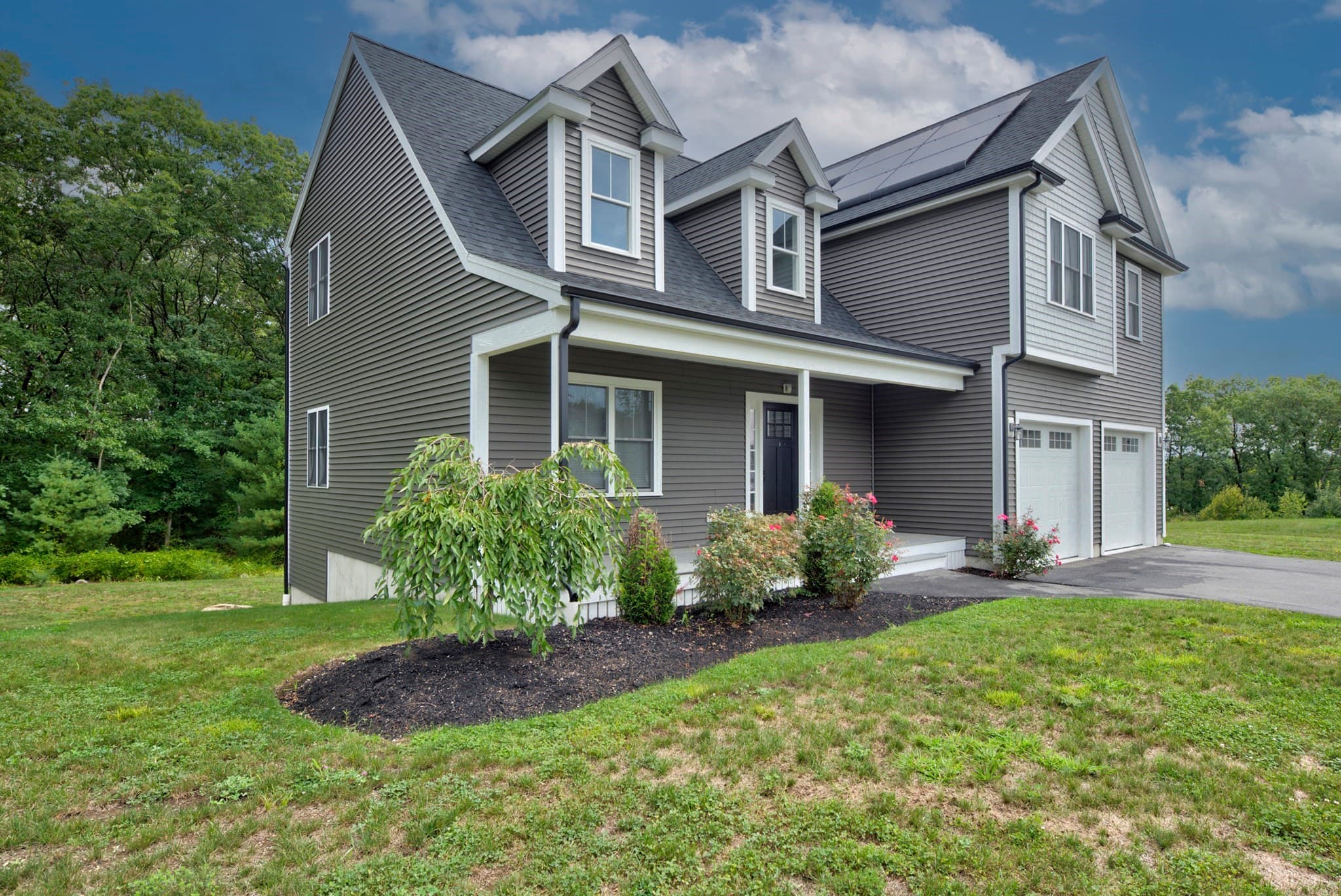 Single Family Residence at 201 Cypress Dr, Brockton MA 02301, Brockton, photo 3 of 26